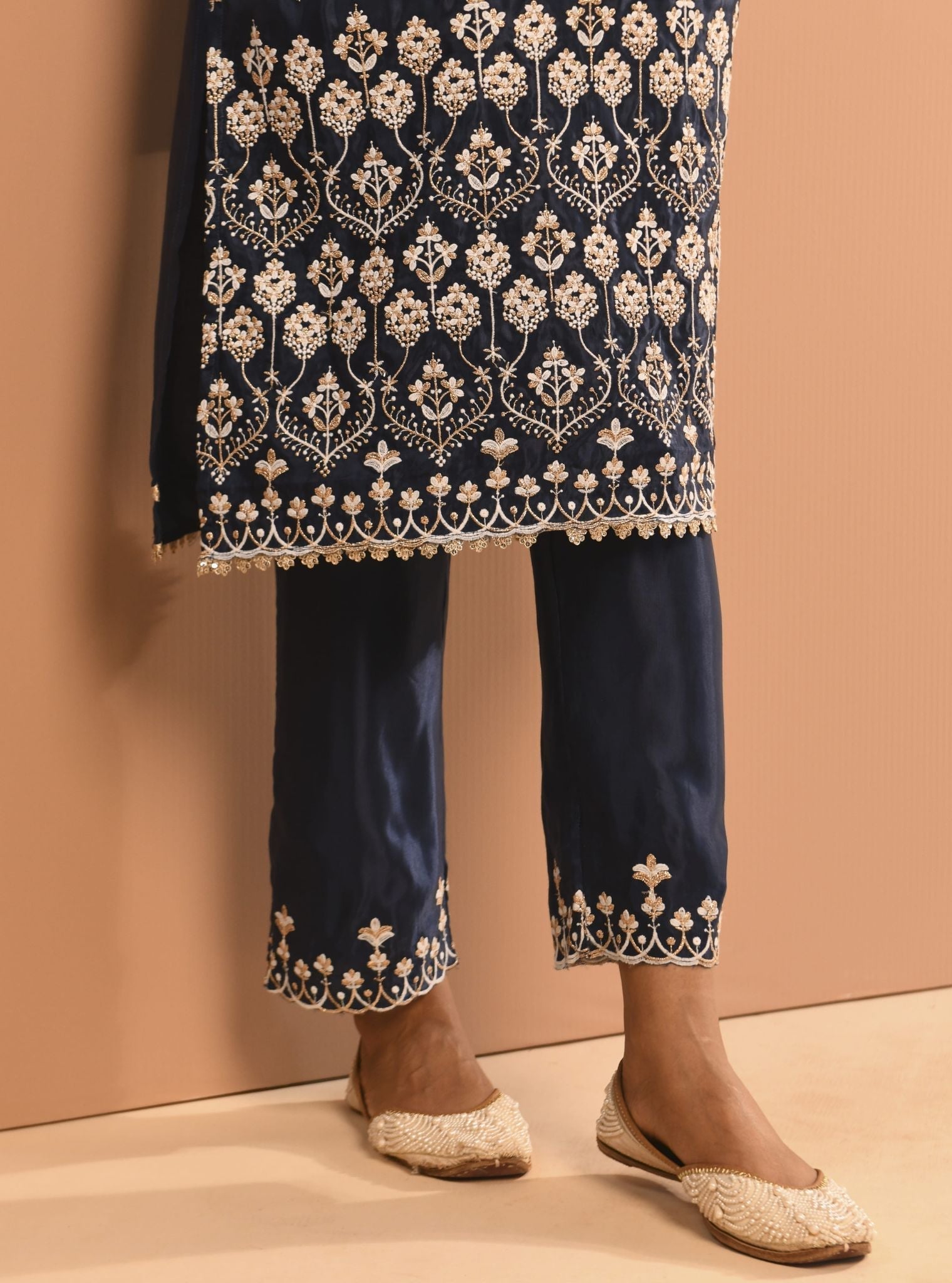 Aarya Cupro Navy Kurta Set
