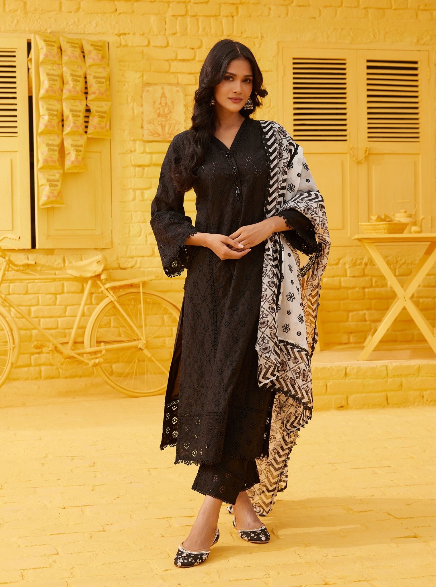Asti Cotton Black Kurta Set