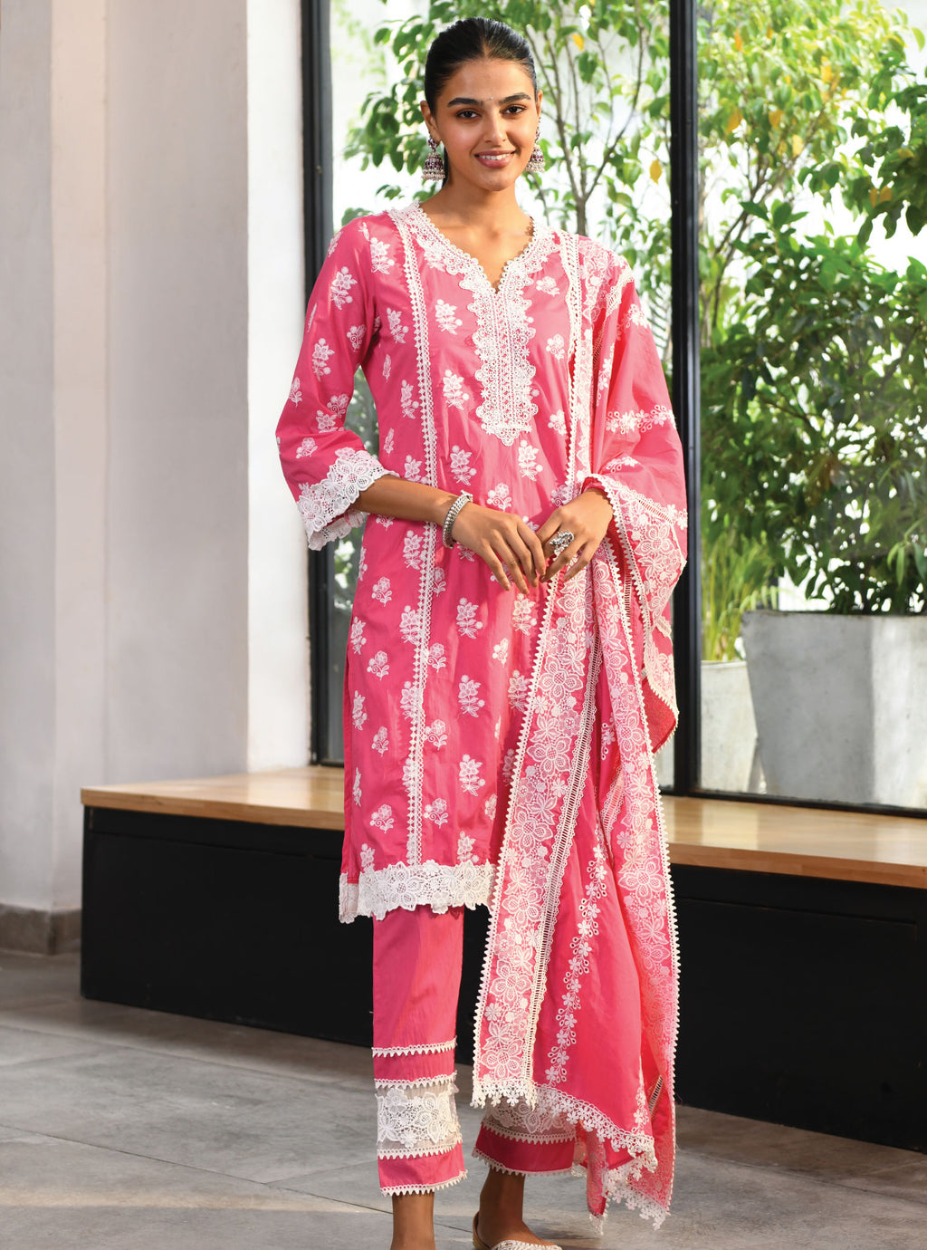 Mulmul Supima Cotton Pilerne Pink Dupatta main image 1