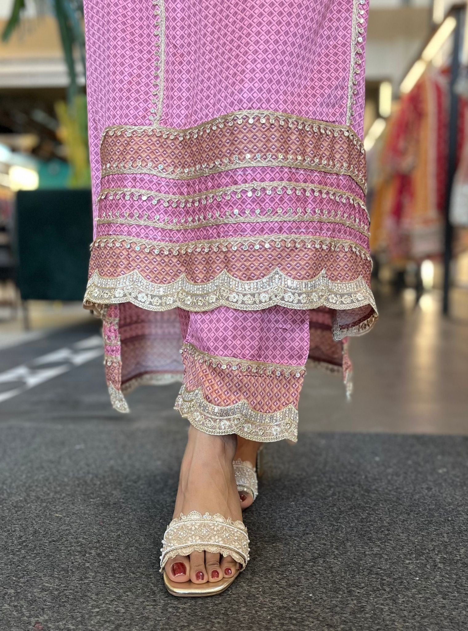 Jordyna Cupro Printed Pink Kurta Set
