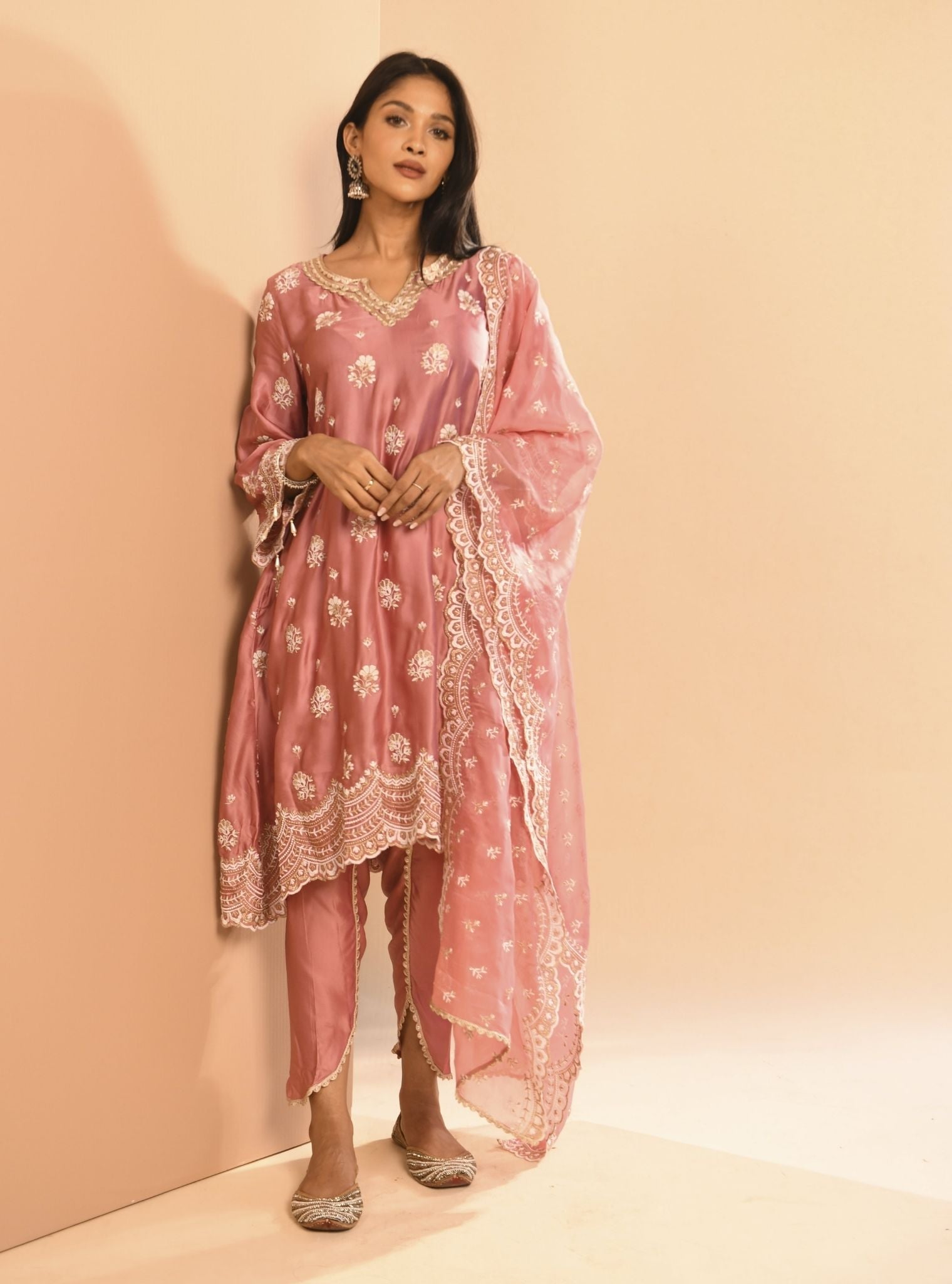 Mehar Luxe Satin Mauve Kurta Set