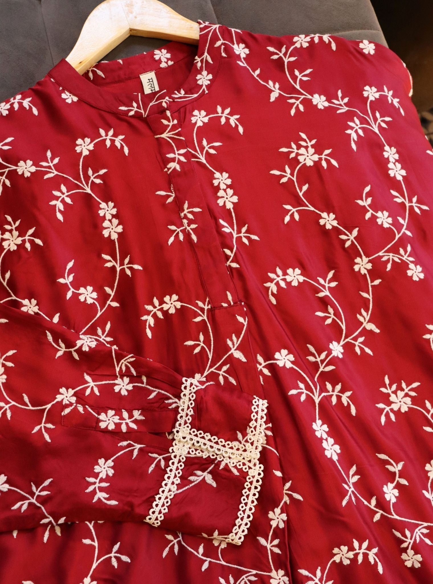 Pheme Cupro Wine Kurta Set