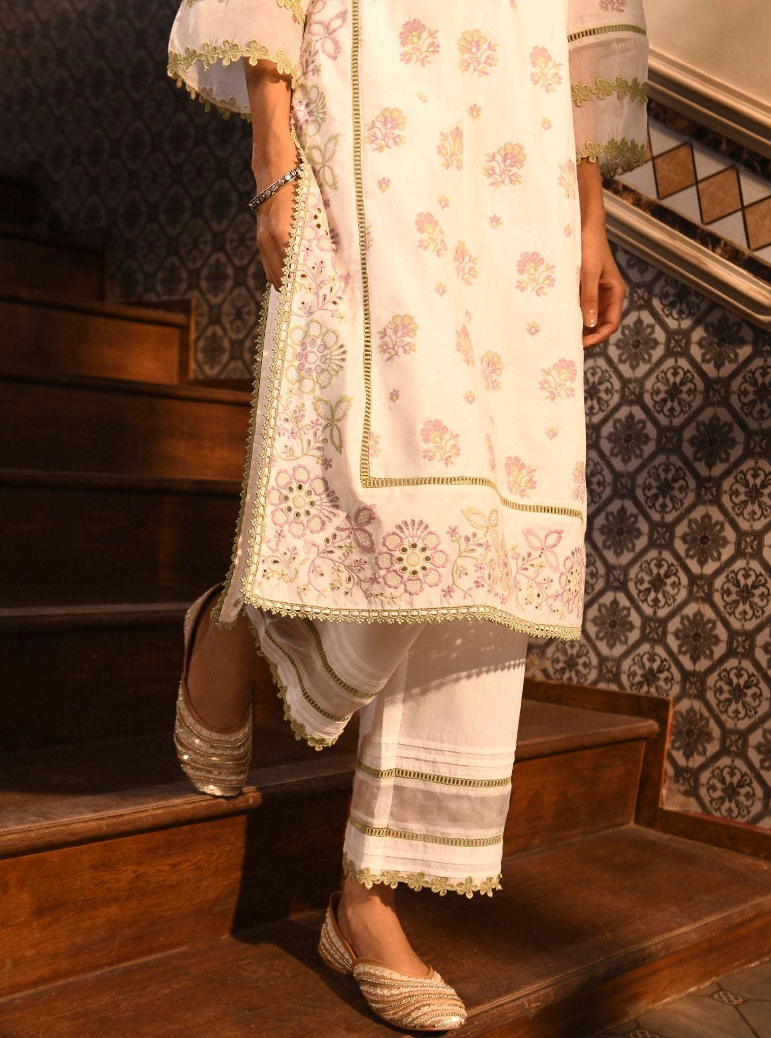 Banu Cotton White Kurta Set