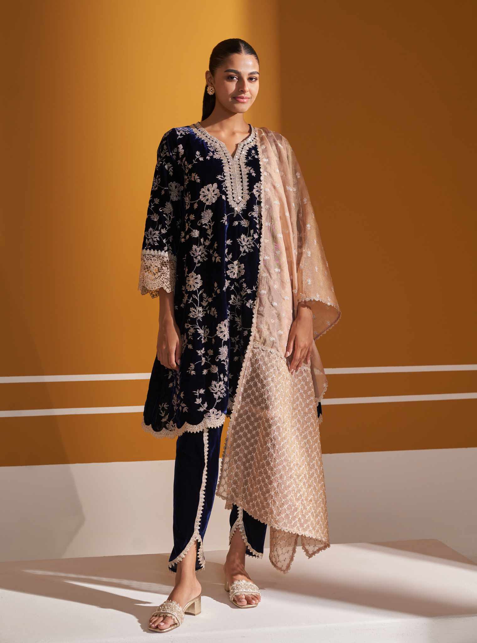 Imani Velvet Navy Kurta Set