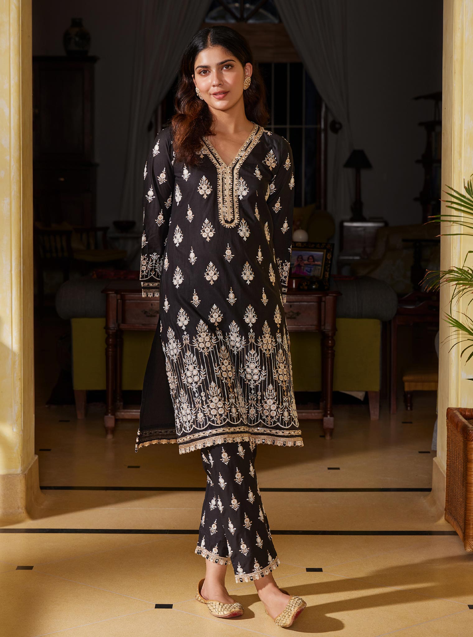 Amaltas Cotton Black Kurta Set