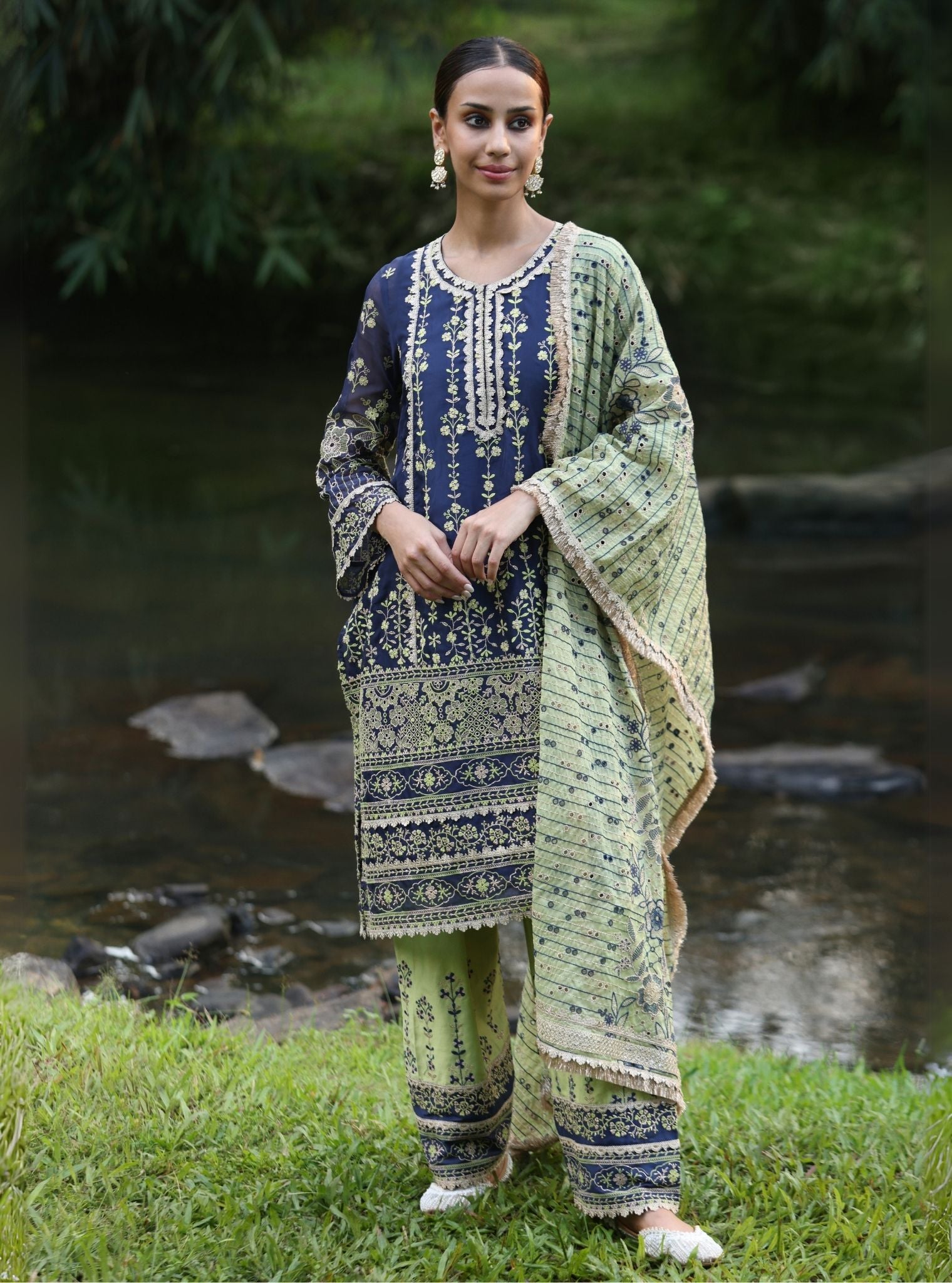 Kali Organza Navy Kurta Set