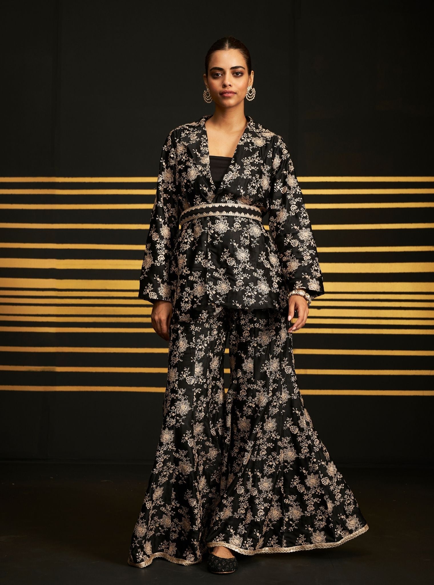 Saadgi Cupro Satin Black Top Set