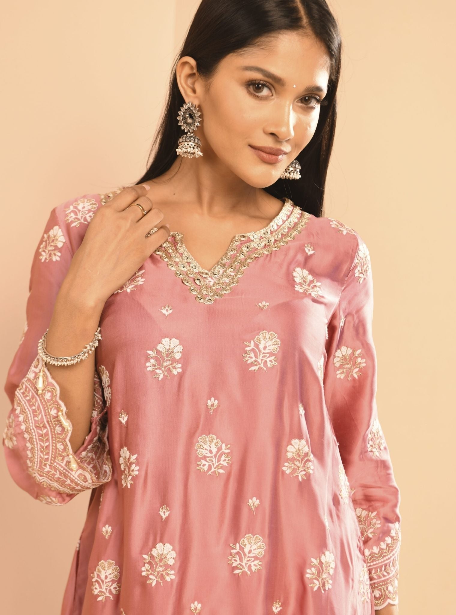 Mehar Luxe Satin Mauve Kurta Set