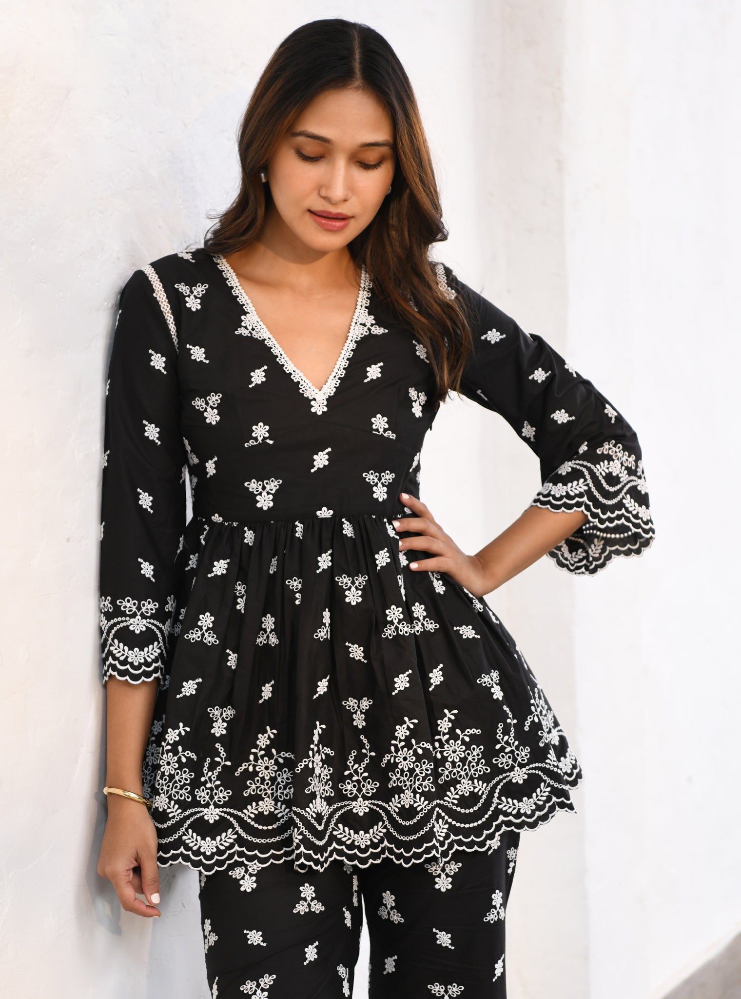 Coventry Cotton Black Top