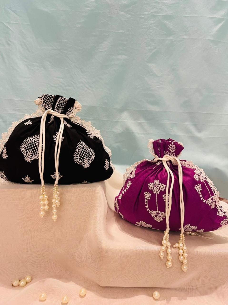 Mulmul Potli Bag (Colour may vary)