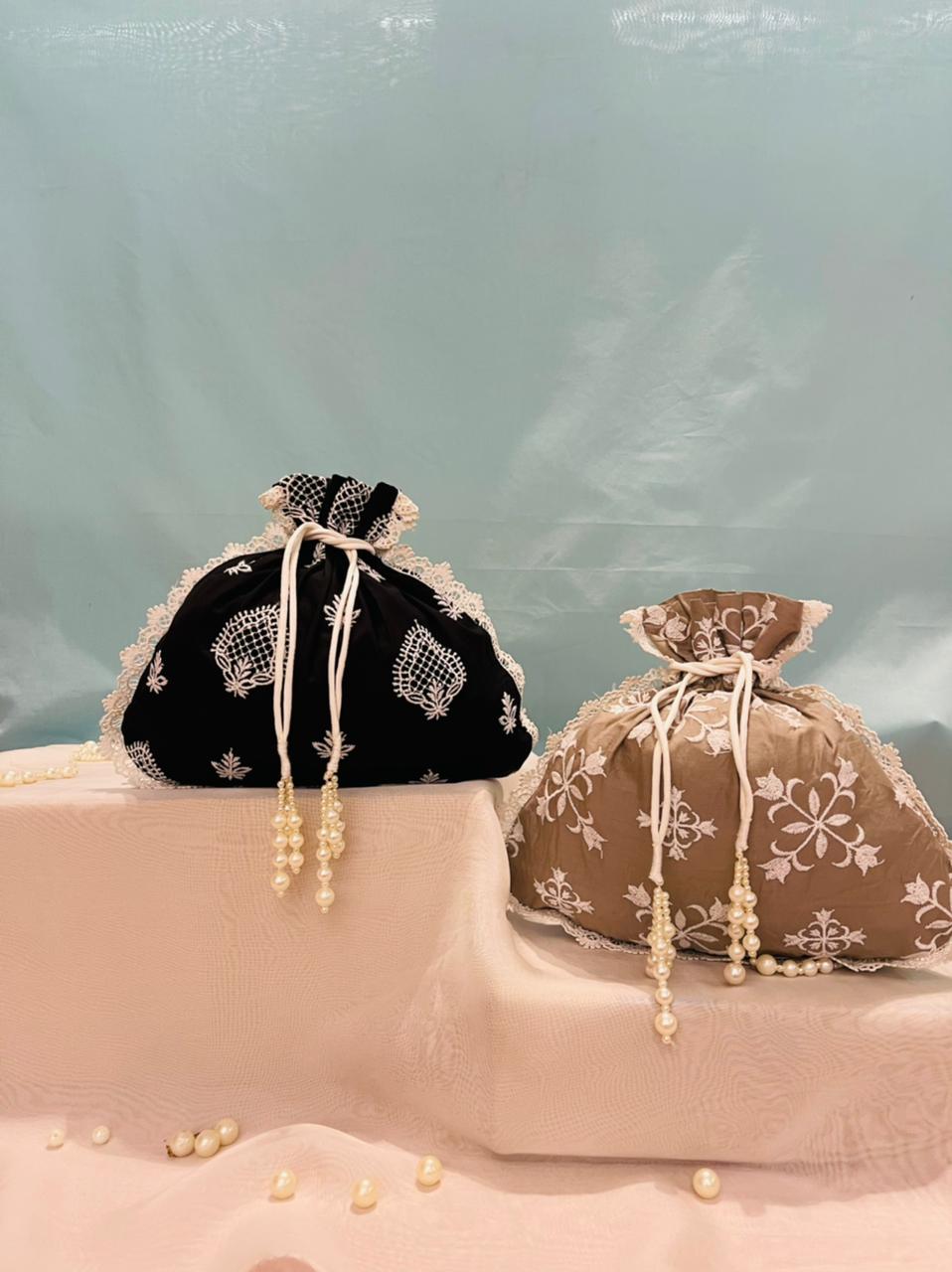 Mulmul Potli Bag (Colour may vary)