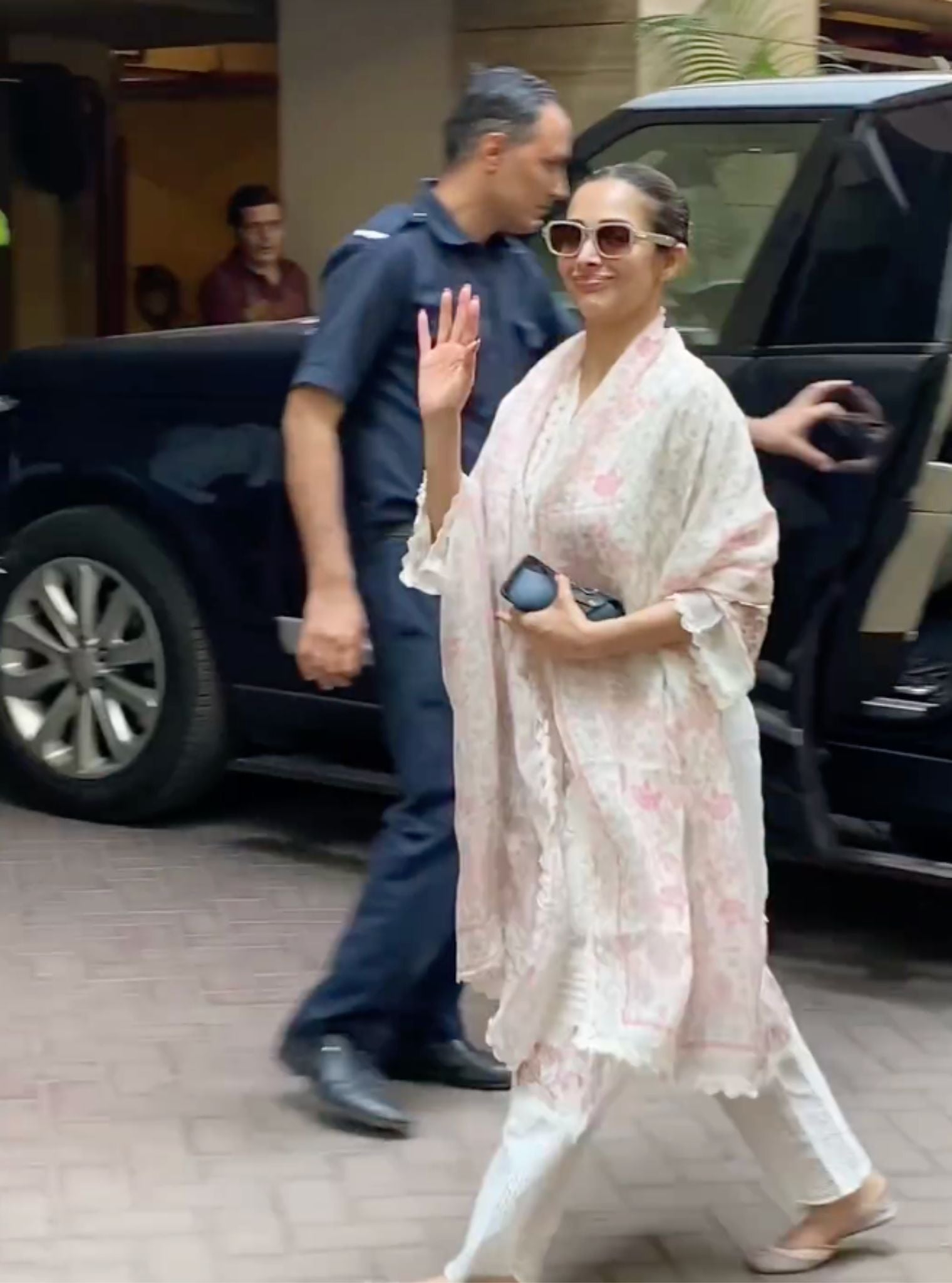 Cyra Organza White Kurta Set