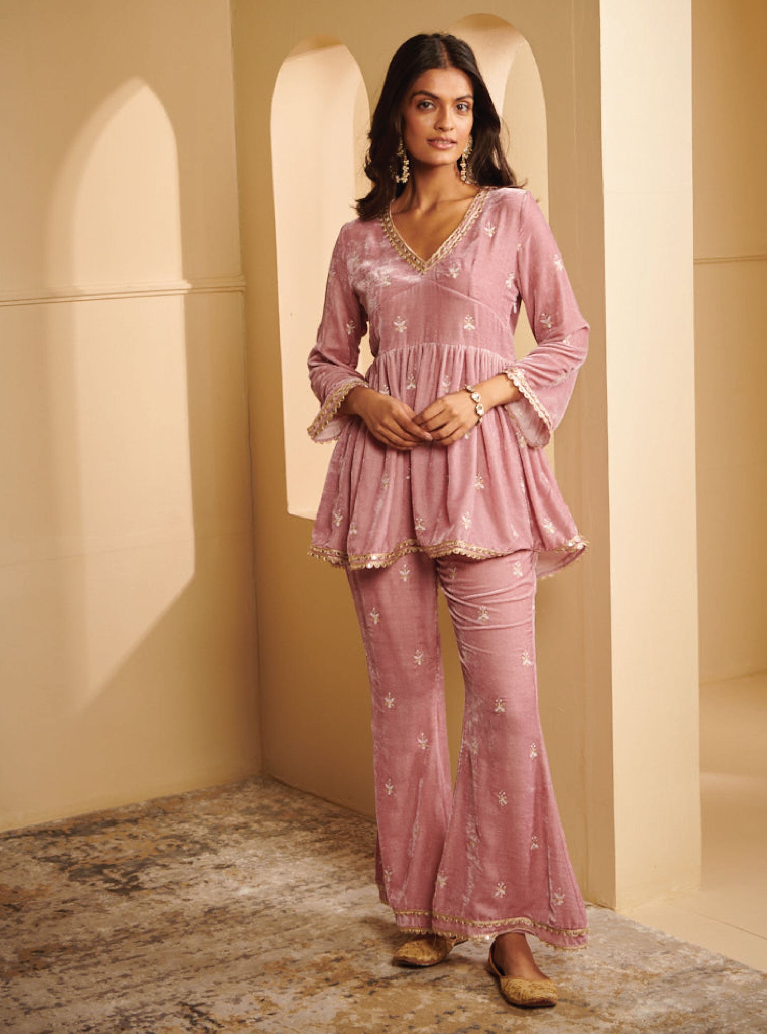 Mysa Velvet Lilac Kurta Set