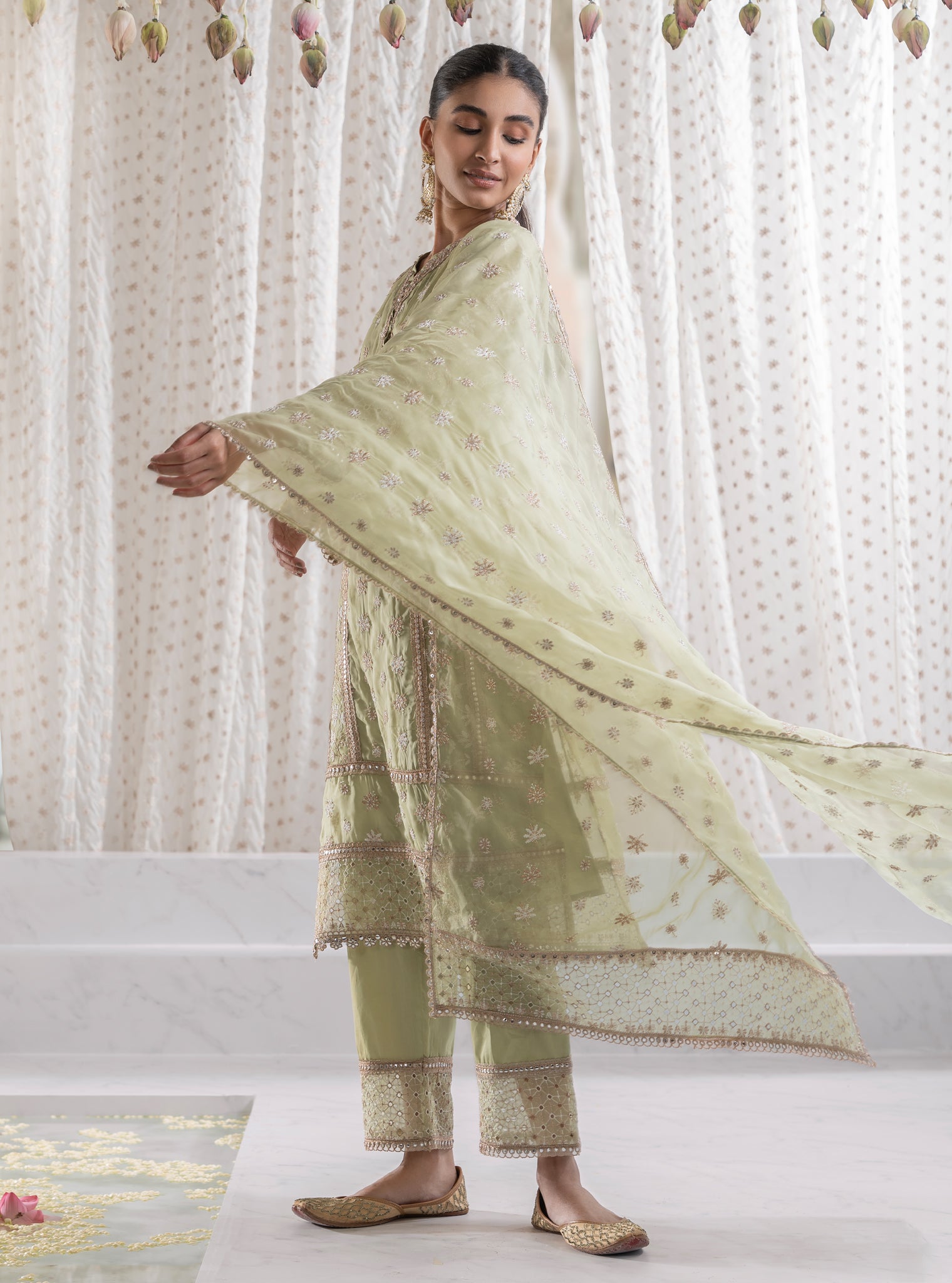 Ilahi Organza Green Kurta Set