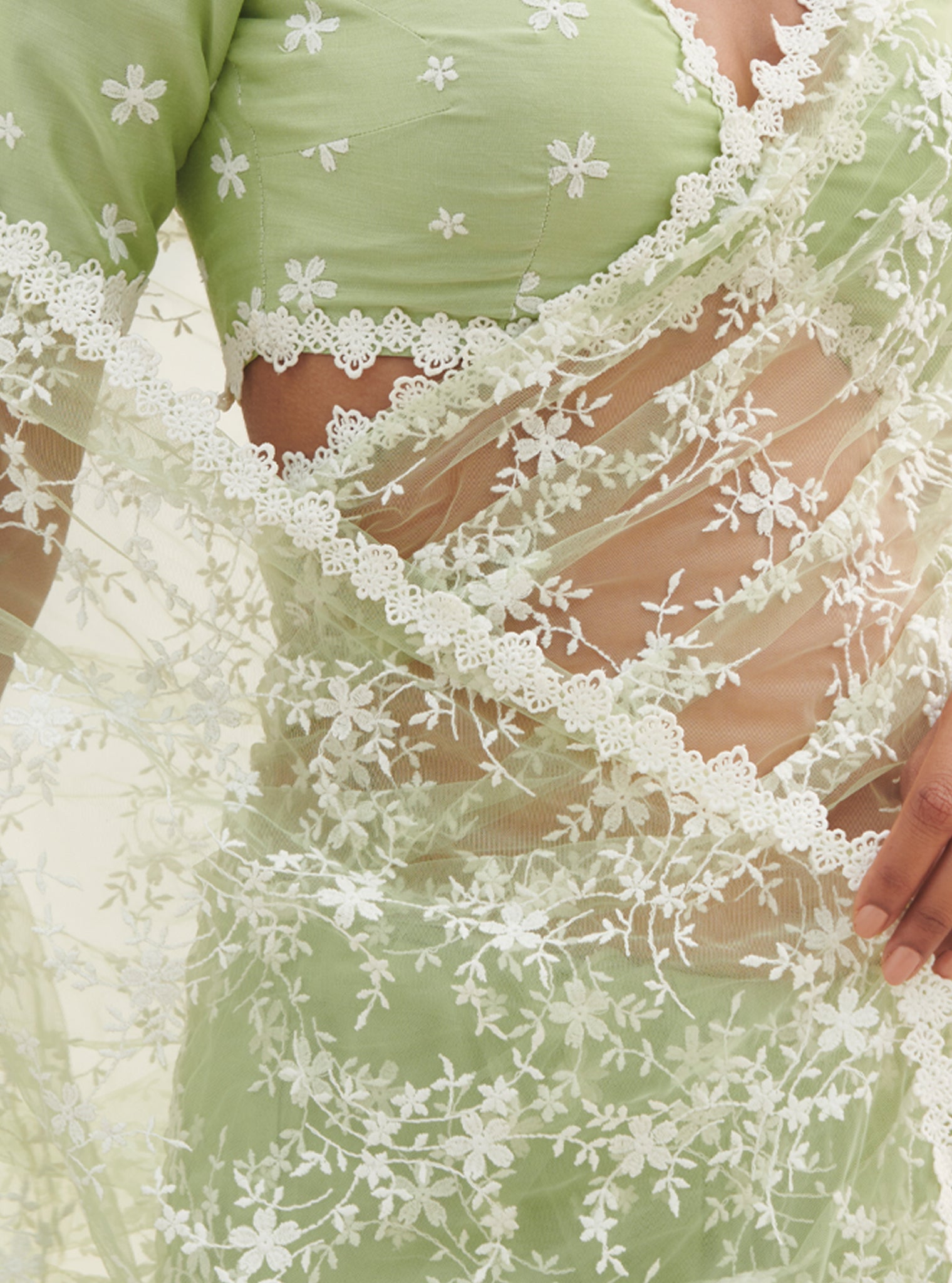 Mayna Net Green Saree