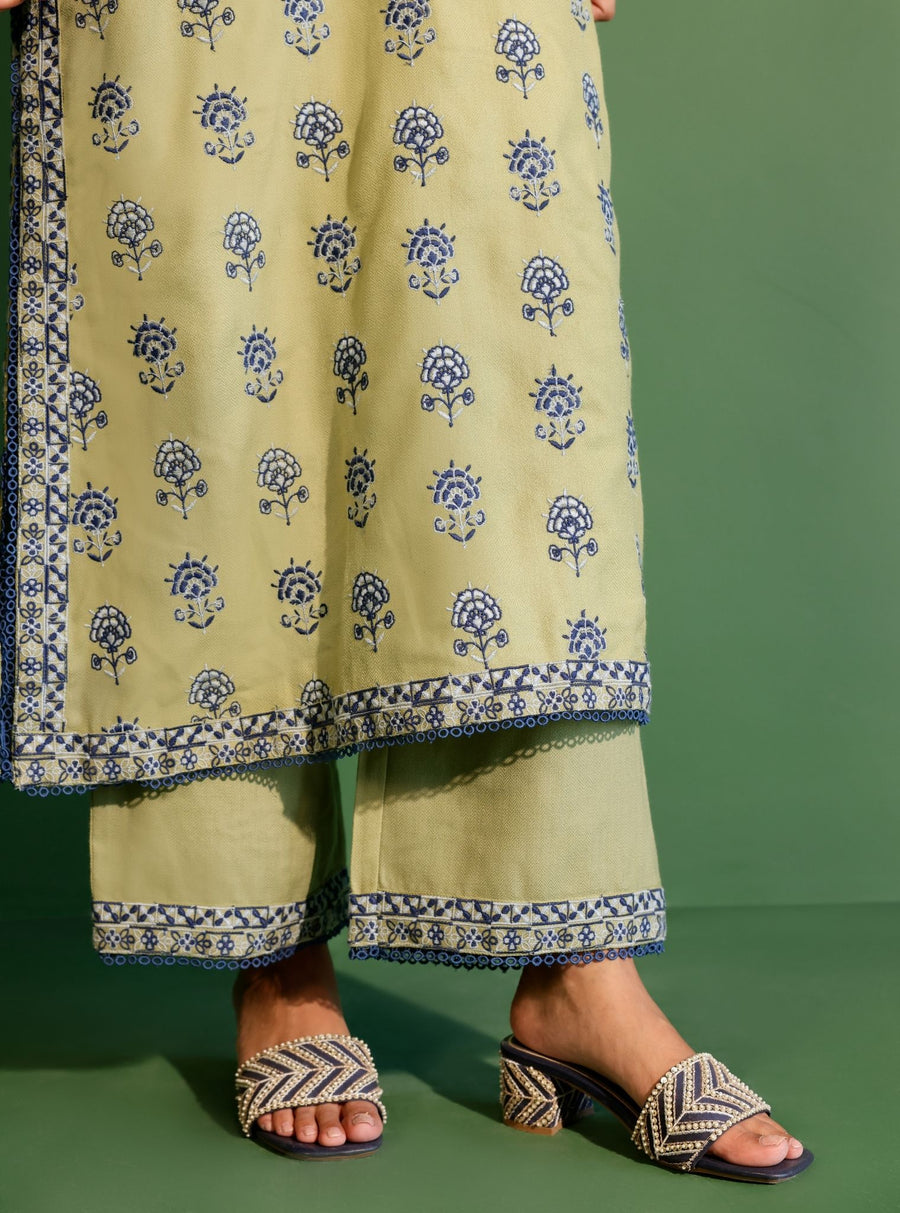 Women Emerlad Green Hair Wool Straight Kurta