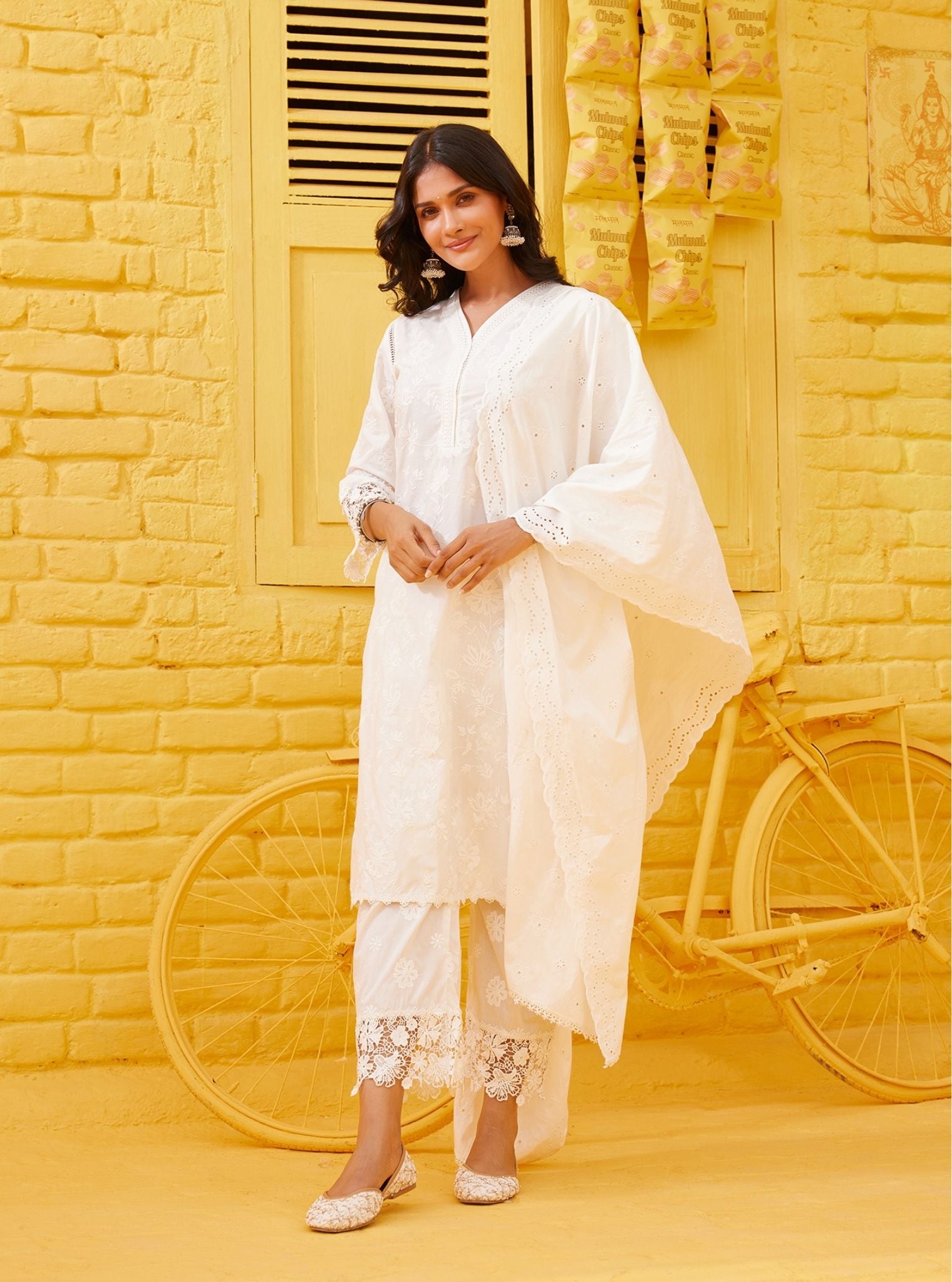 Mulmul Cotton Roli Off White Kurta With Mulmul Cotton Roli Off White Pant