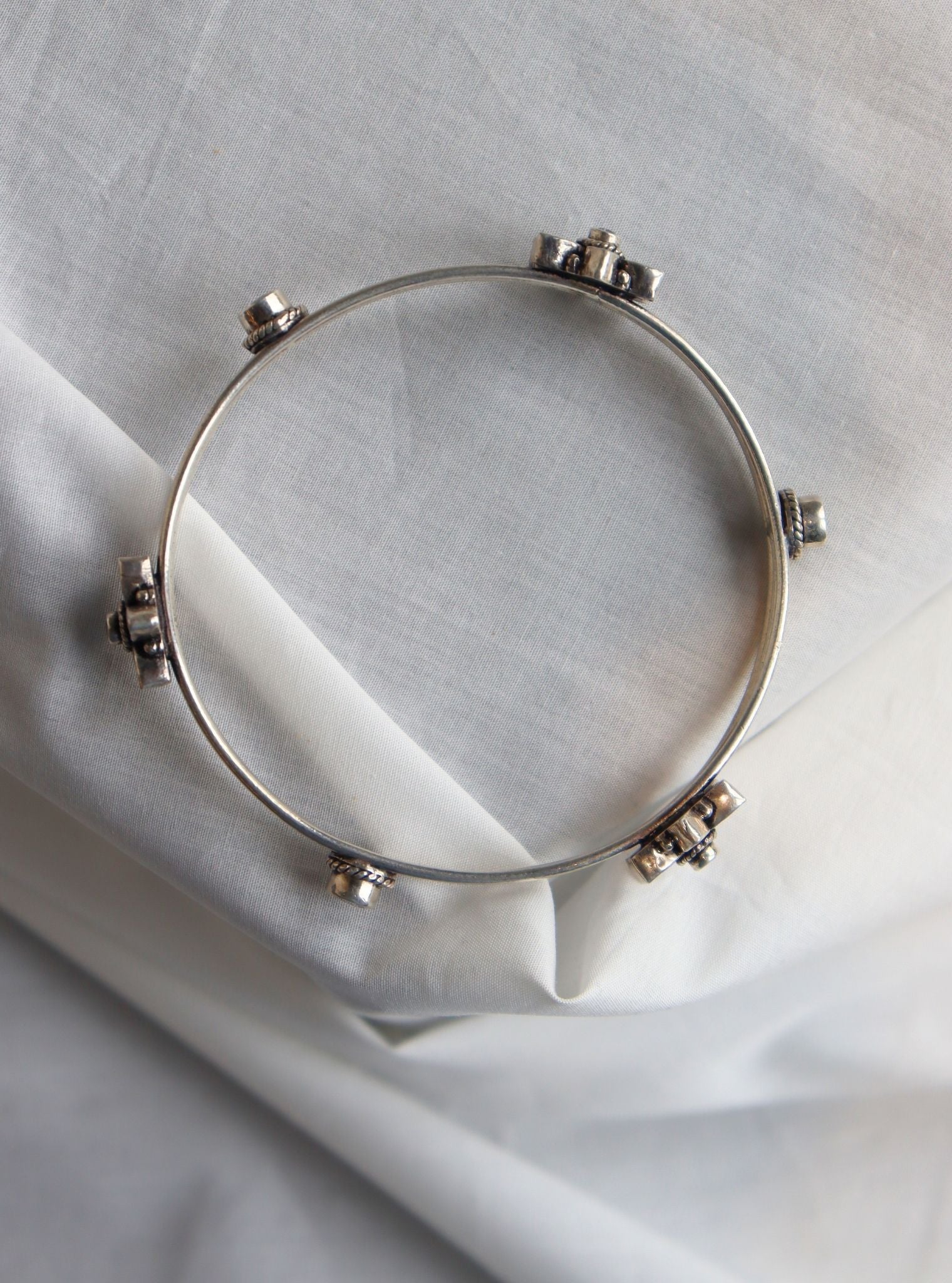 Navya Bangle