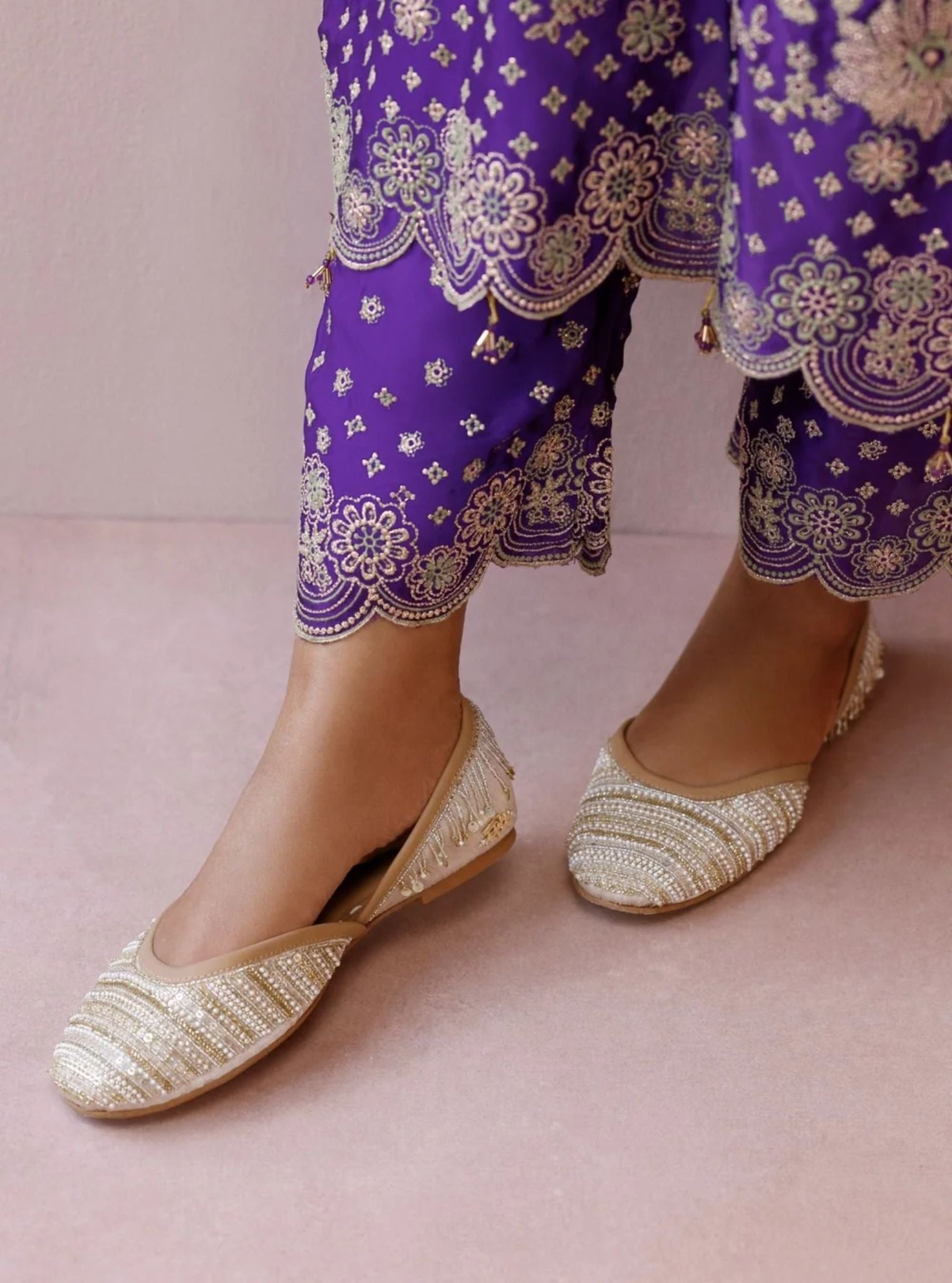 Cyrus Gold Vegan Juttie