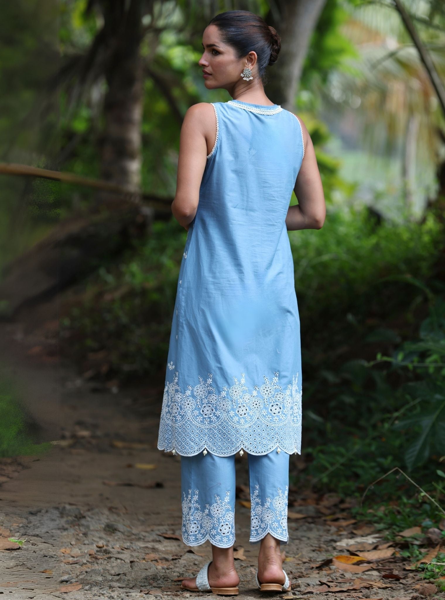 Mulmul Cotton Kora Denim Kurta With Mulmul Cotton Kora Denim Pant