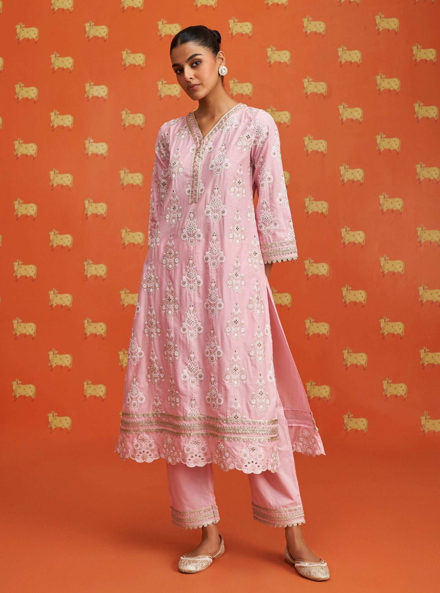 Mulmul Cotton Kaeo Pink Kurta With Mulmul Cotton Kaeo Pink Pant