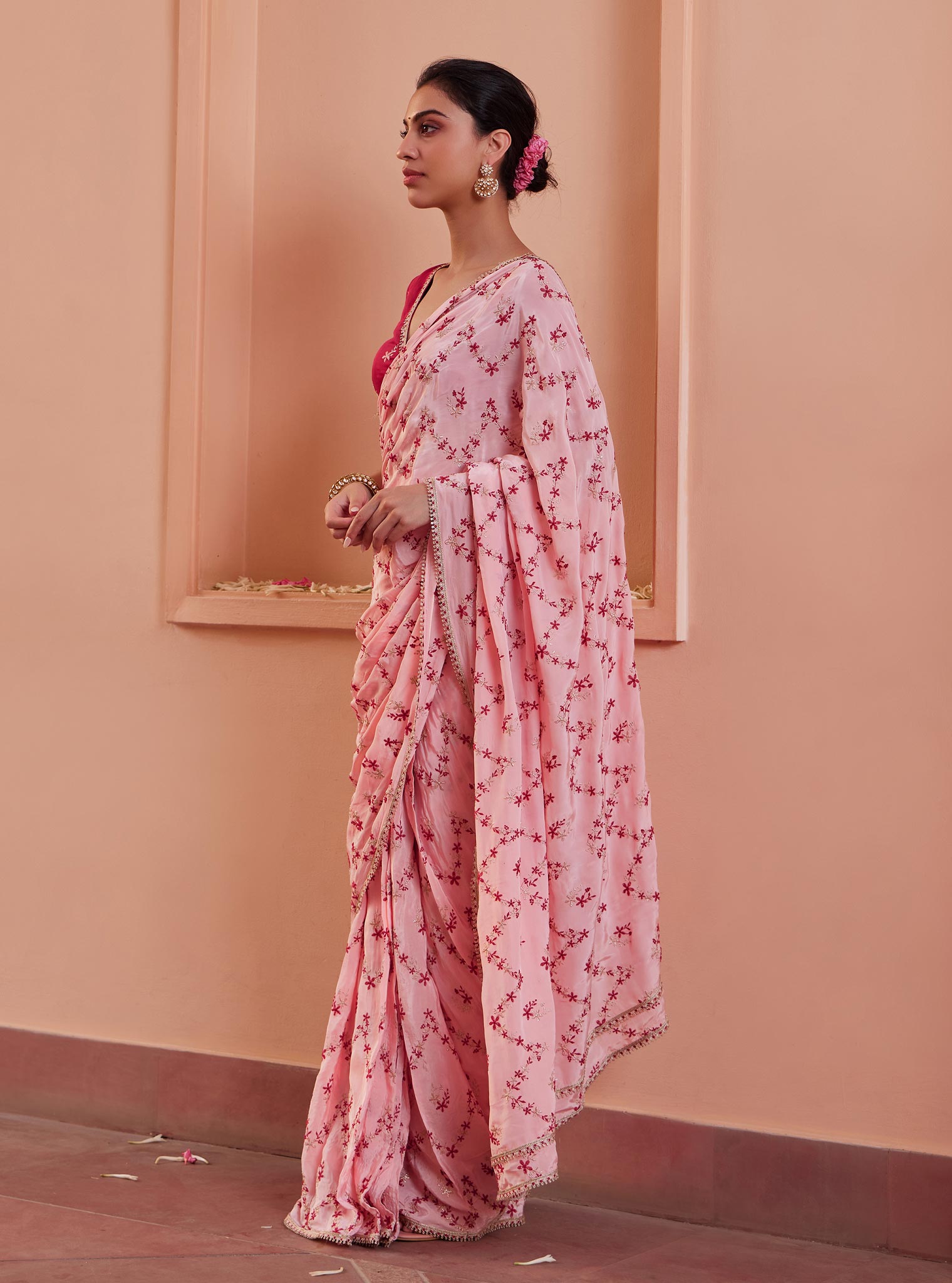 Mulmul Crepe Tavisi Pink Pre-Stitched Saree