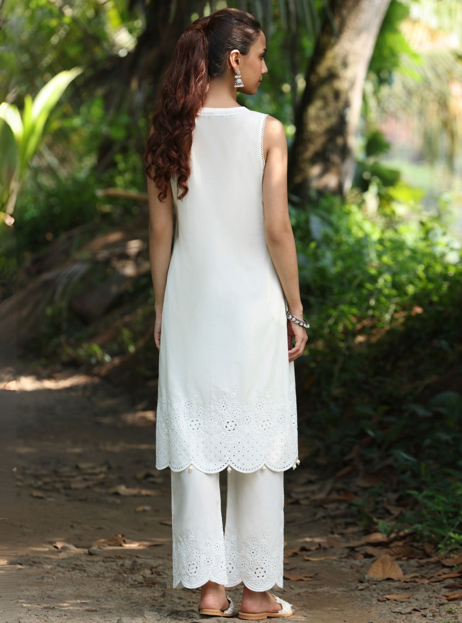 Mulmul Cotton Kora White Kurta With Mulmul Cotton Kora White Pant