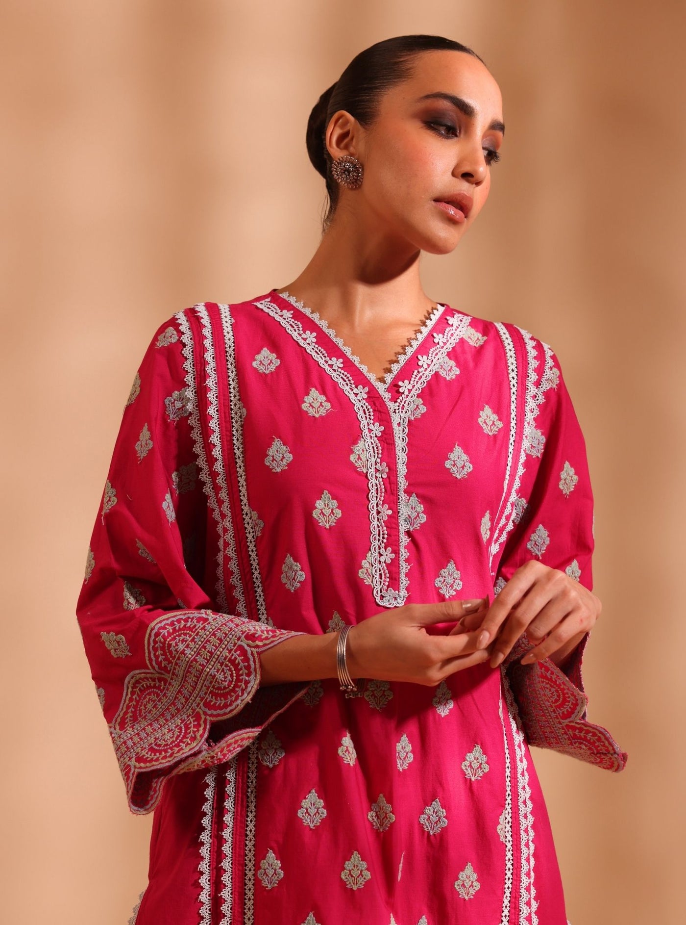 Lomeya Supima Cotton White & Fuschia Kurta Set