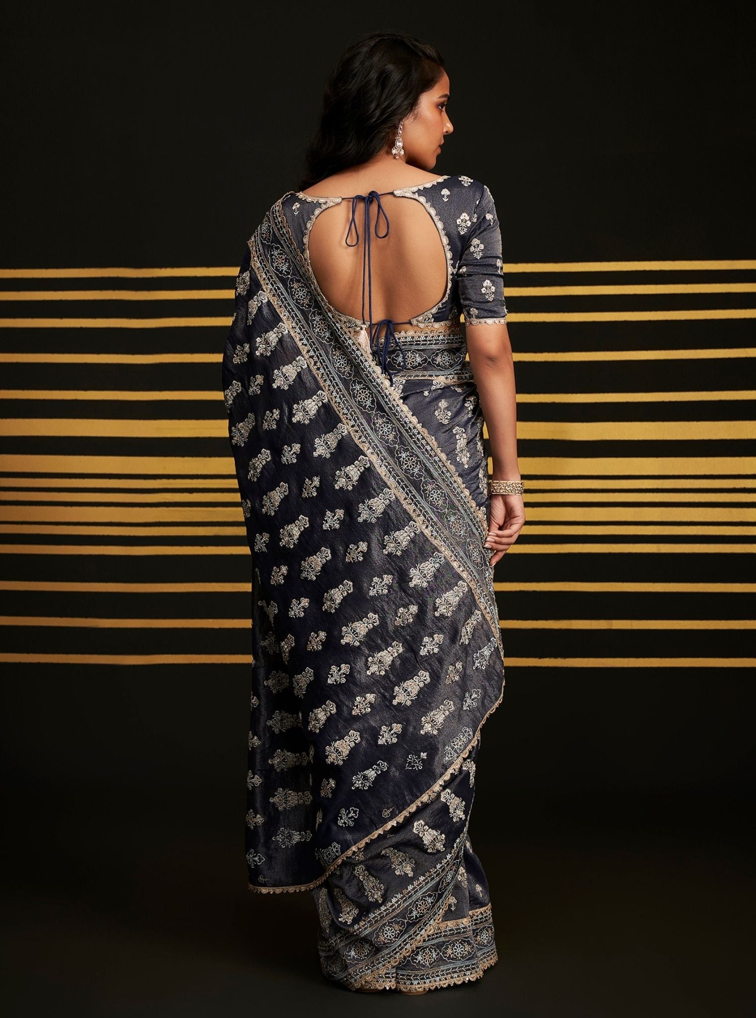 Mulmuil Royal Tissue Rangrez Navy Saree