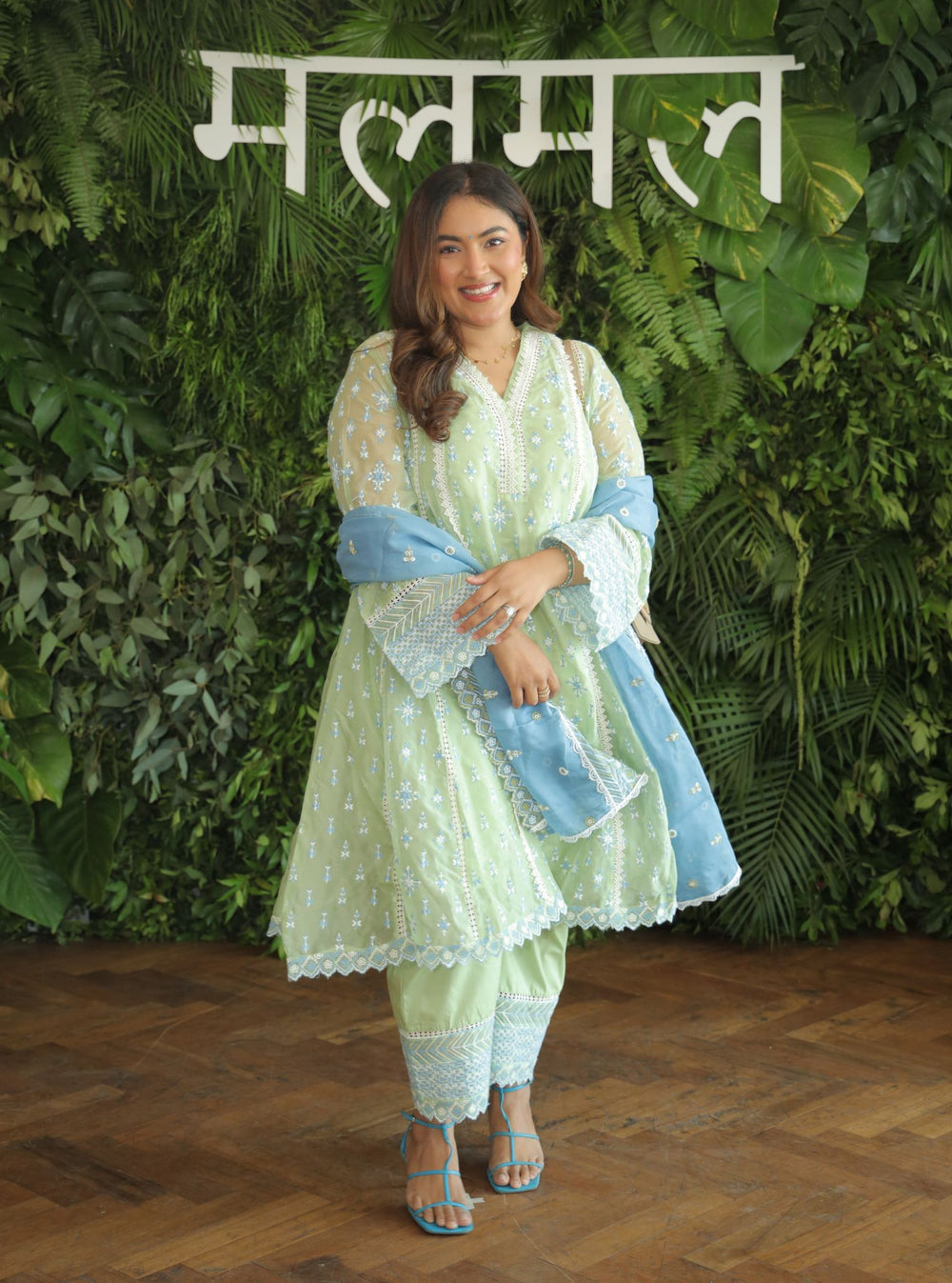 Mulmul Organza Siti Green Dupatta main image 0