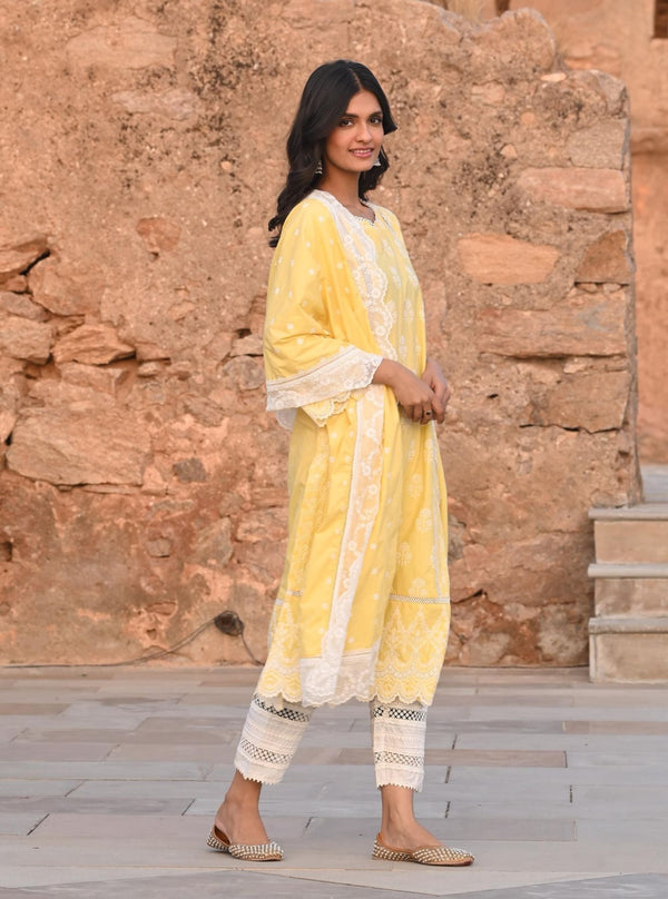 Mulmul Supima Cotton Diagonal Lace White Pant
