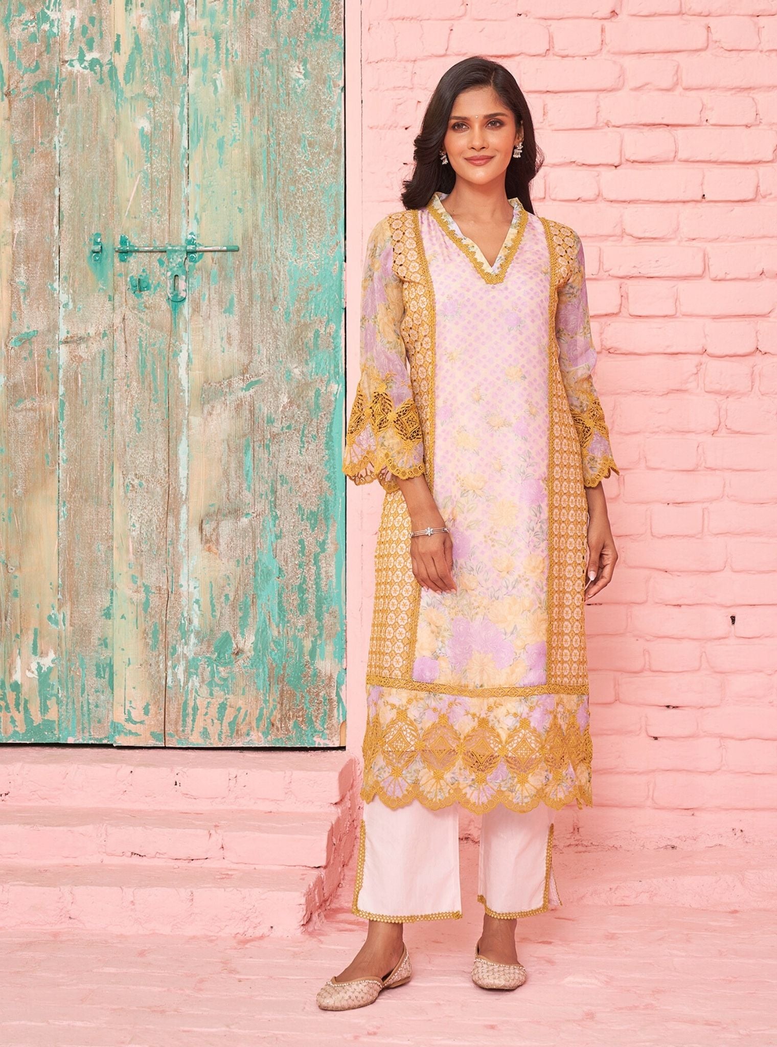 Mulmul Organza Printed Astoria Pink Kurta With Mulmul Cotton Astoria Pink Pant