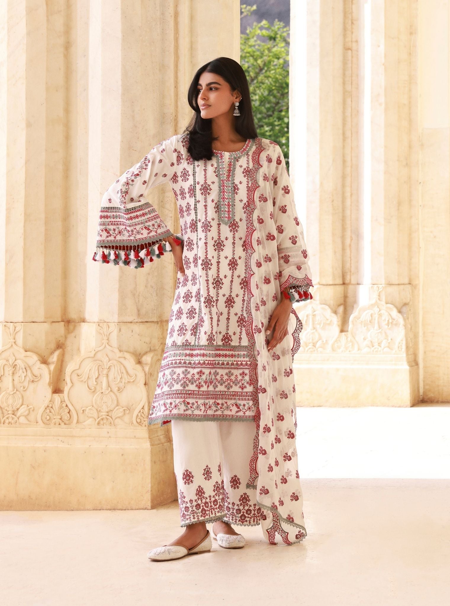 Mulmul Cotton Lomeya White Fuschia Teal Blue Dupatta