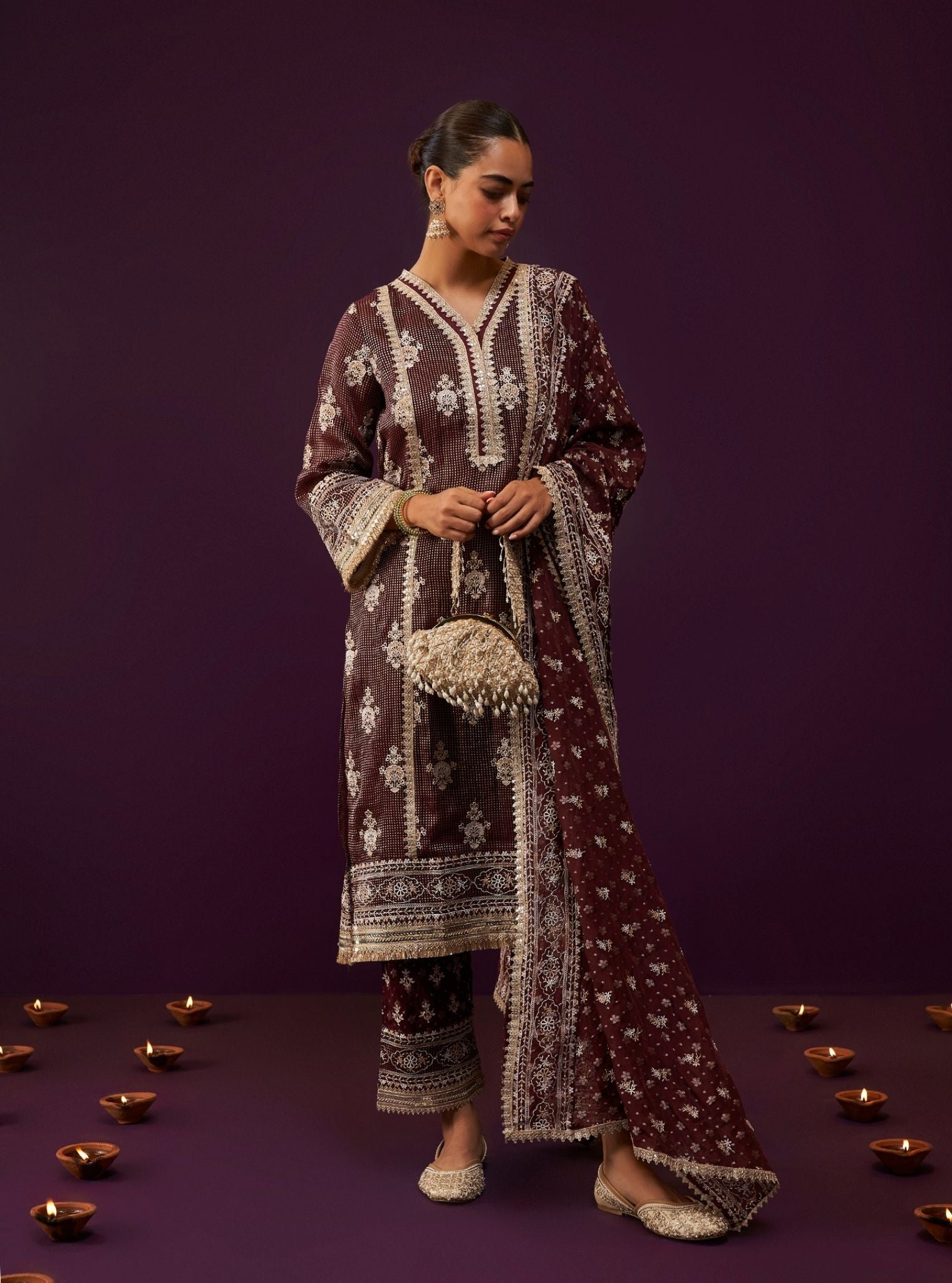 Mulmul Banarsi Iyana Wine Kurta With Mulmul Banarsi Iyana Wine Pant