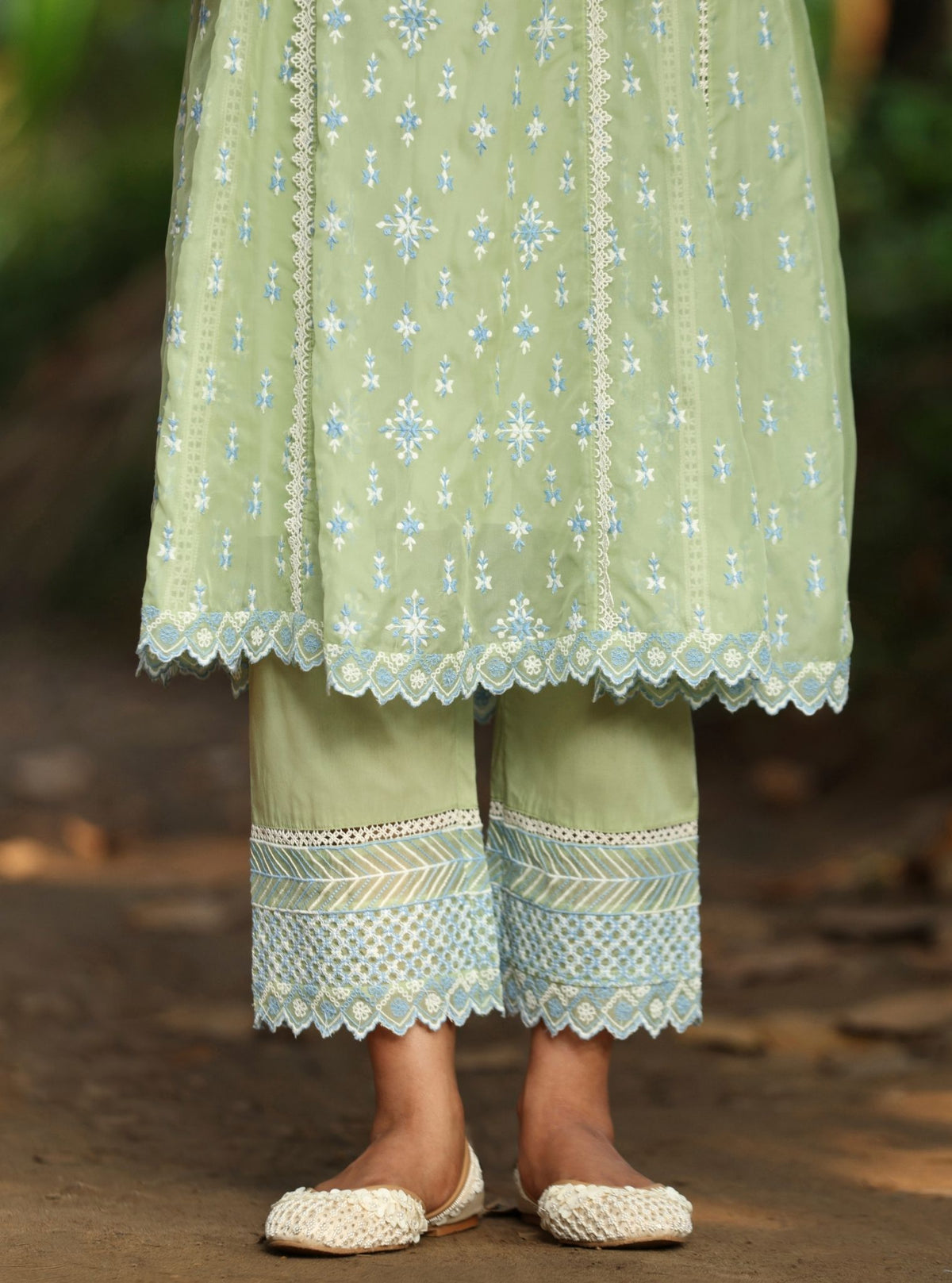 Mulmul Organza Shileh Green Dupatta main image 1