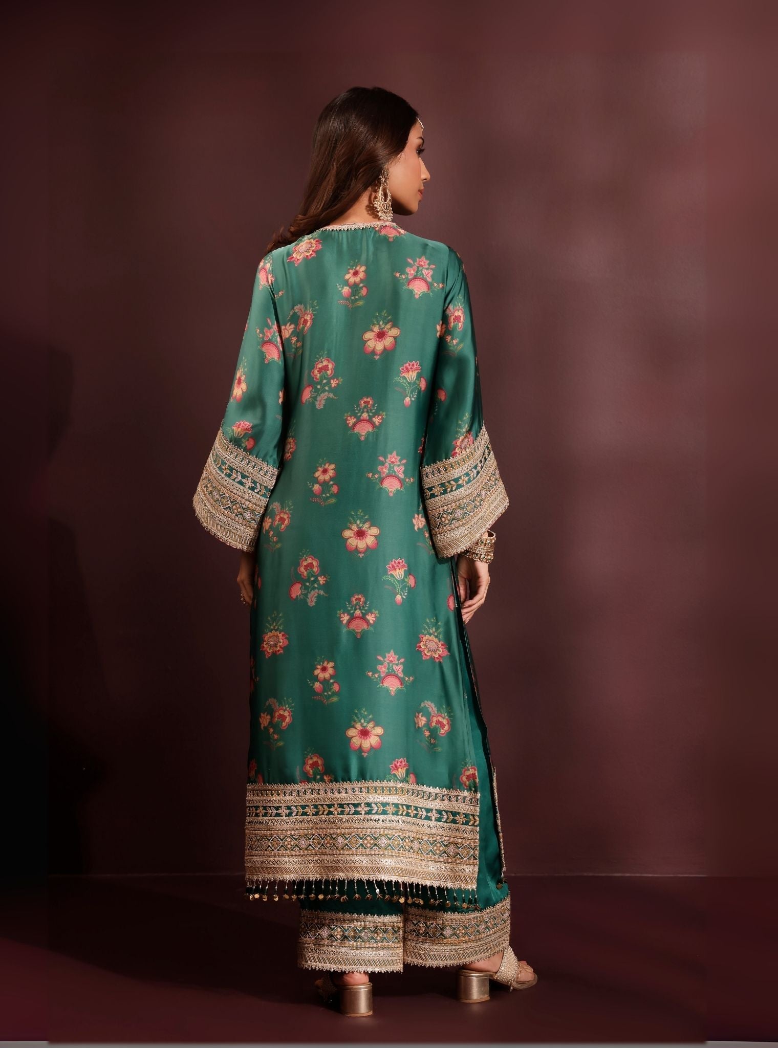 Ovia Cupro Satin Printed Emerald Green Kurta Set