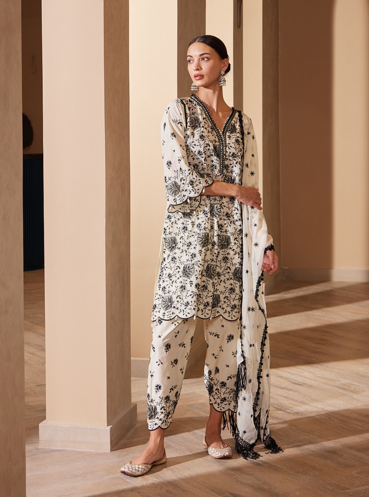 Mulmul Cotton Norwich Off White Kurta