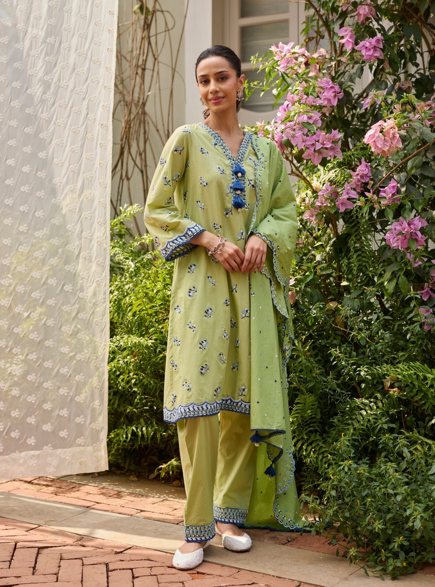 Airaani Supima Cotton Green Kurta Set