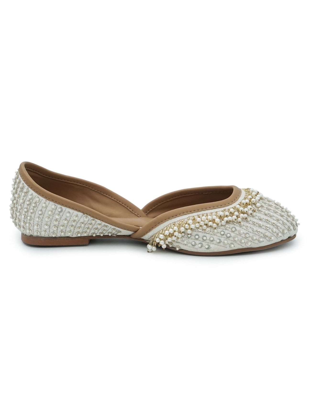 Aira Off White Vegan Jutti main image 1