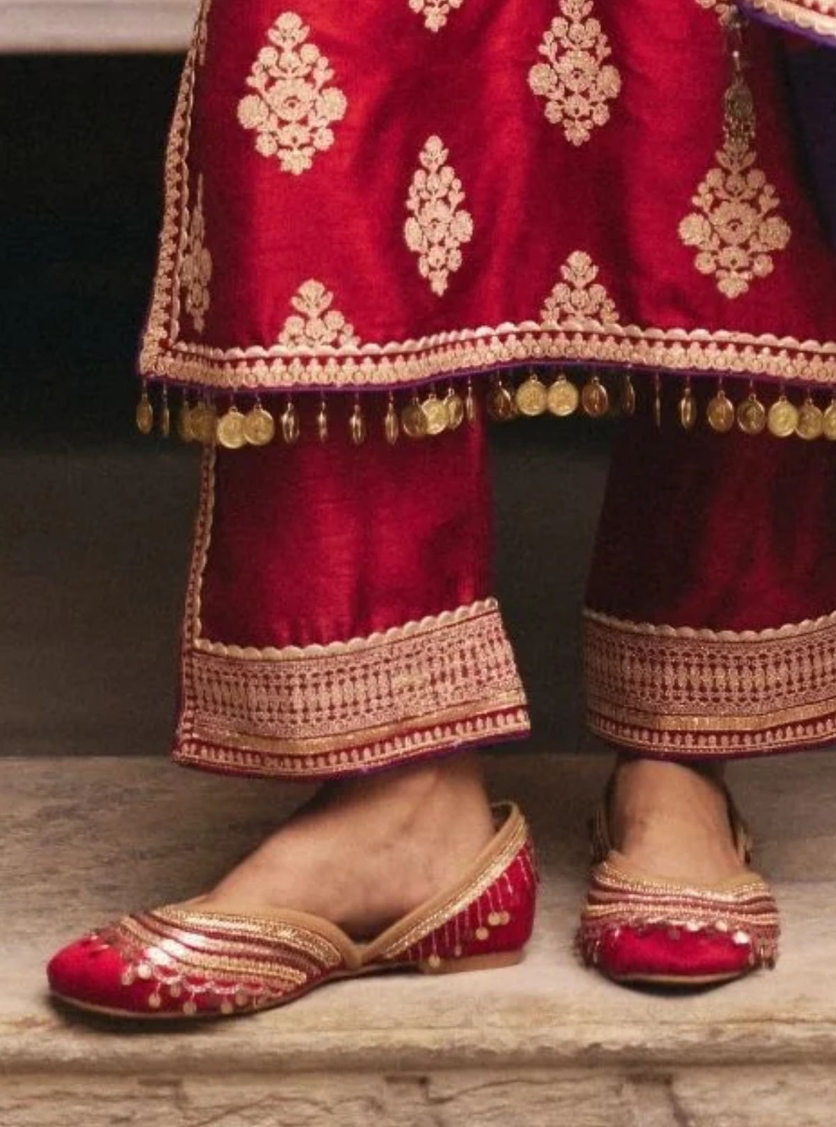Jasmine Red Vegan Jutti