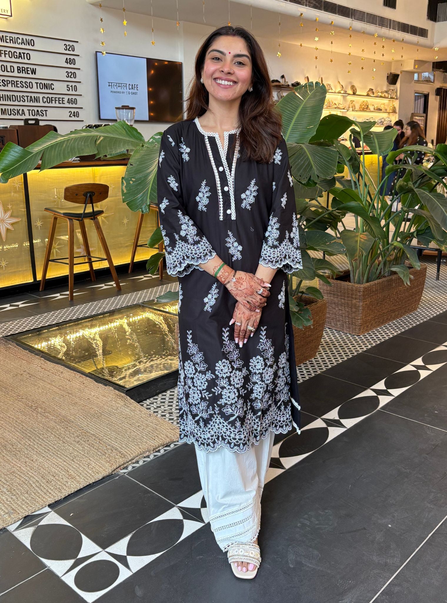 Moon light Black Kurta with Cotton Viona White Farshi Salwar