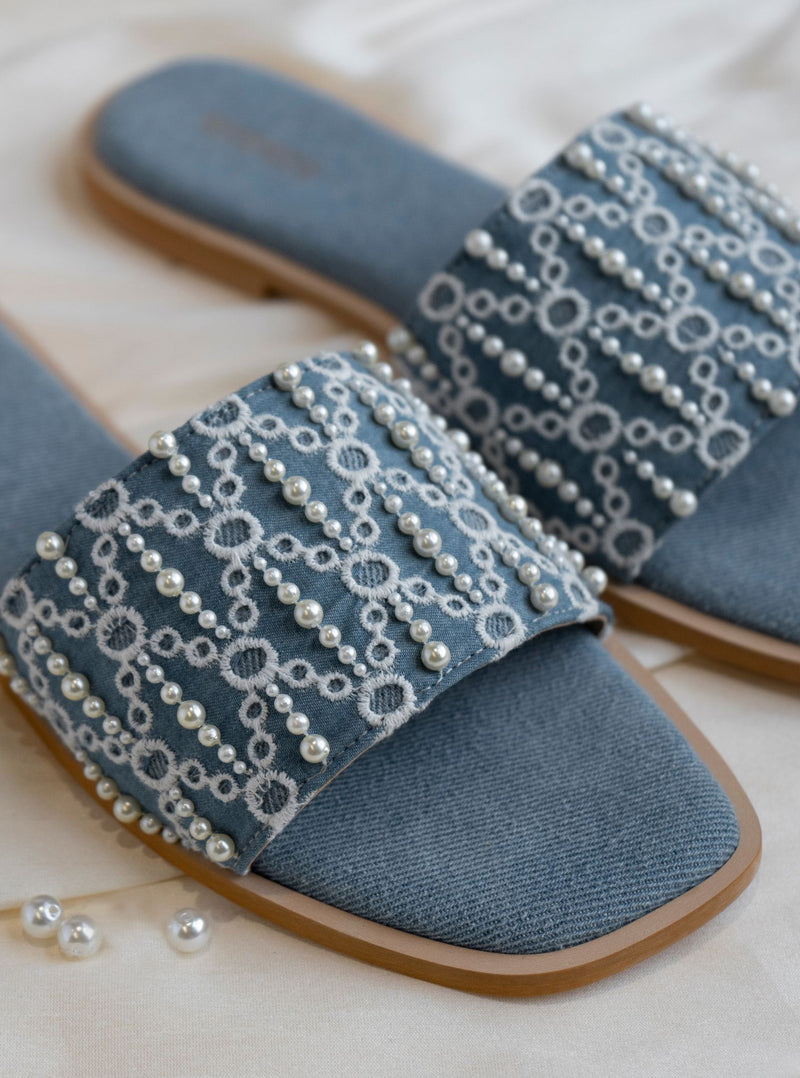 Saaha Vegan Flat Sandals