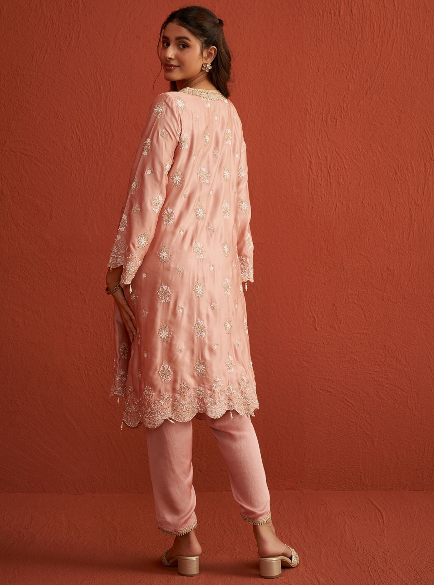 Mulmul Bemberg Satin Kangna Pink Kurta With Mulmul Bemberg Satin Kangna Pink Pant