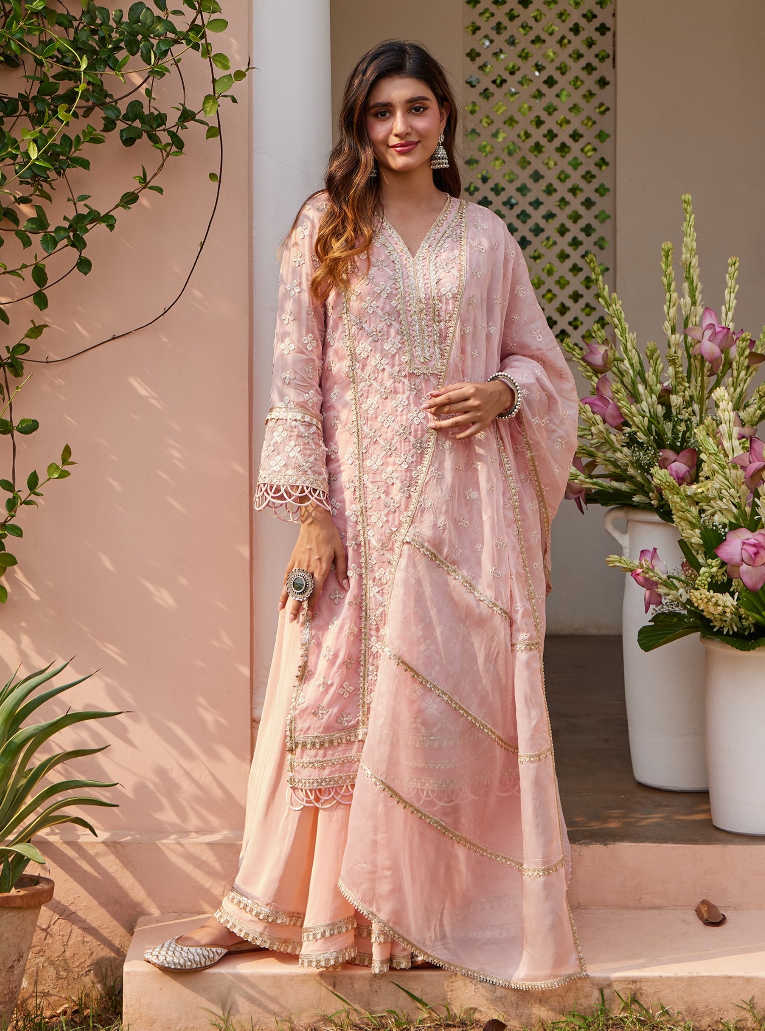 Mulmul Carvi Pink Dupatta