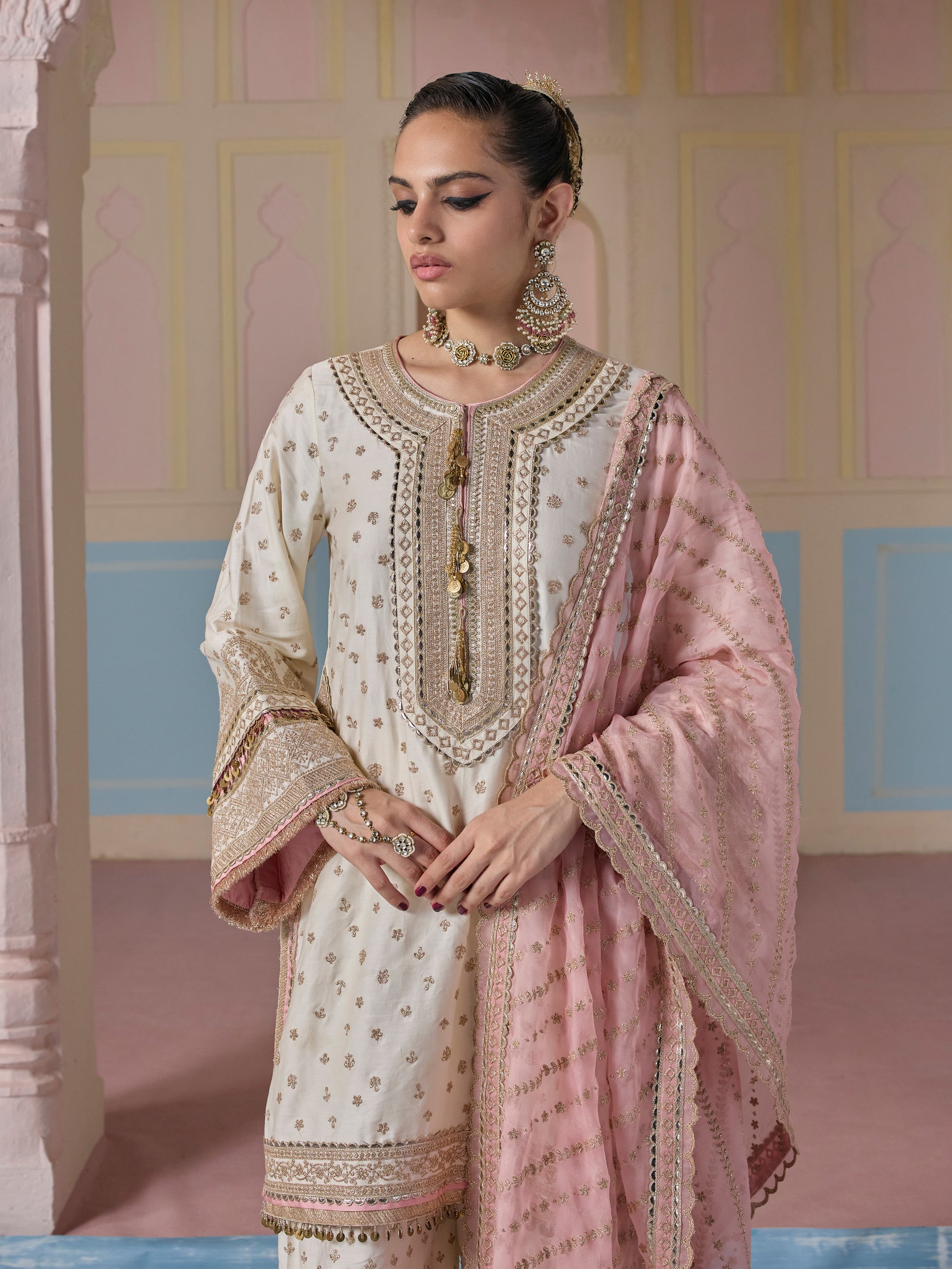 Sairi Pima Satin Off White Short Kurta Set