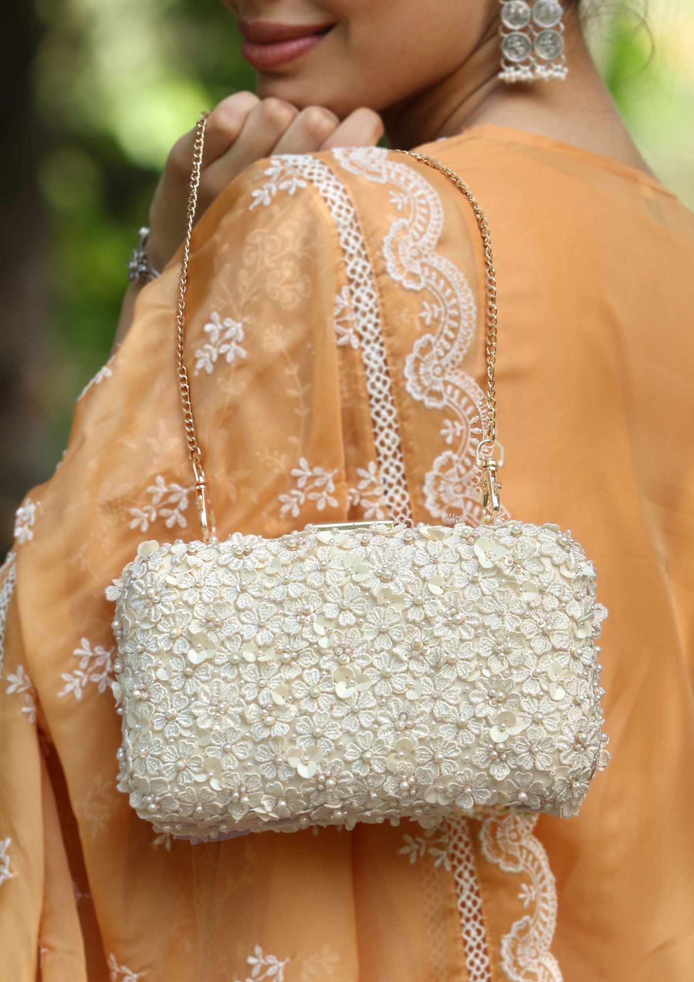 Mulmul Dua Off White Clutch Bag