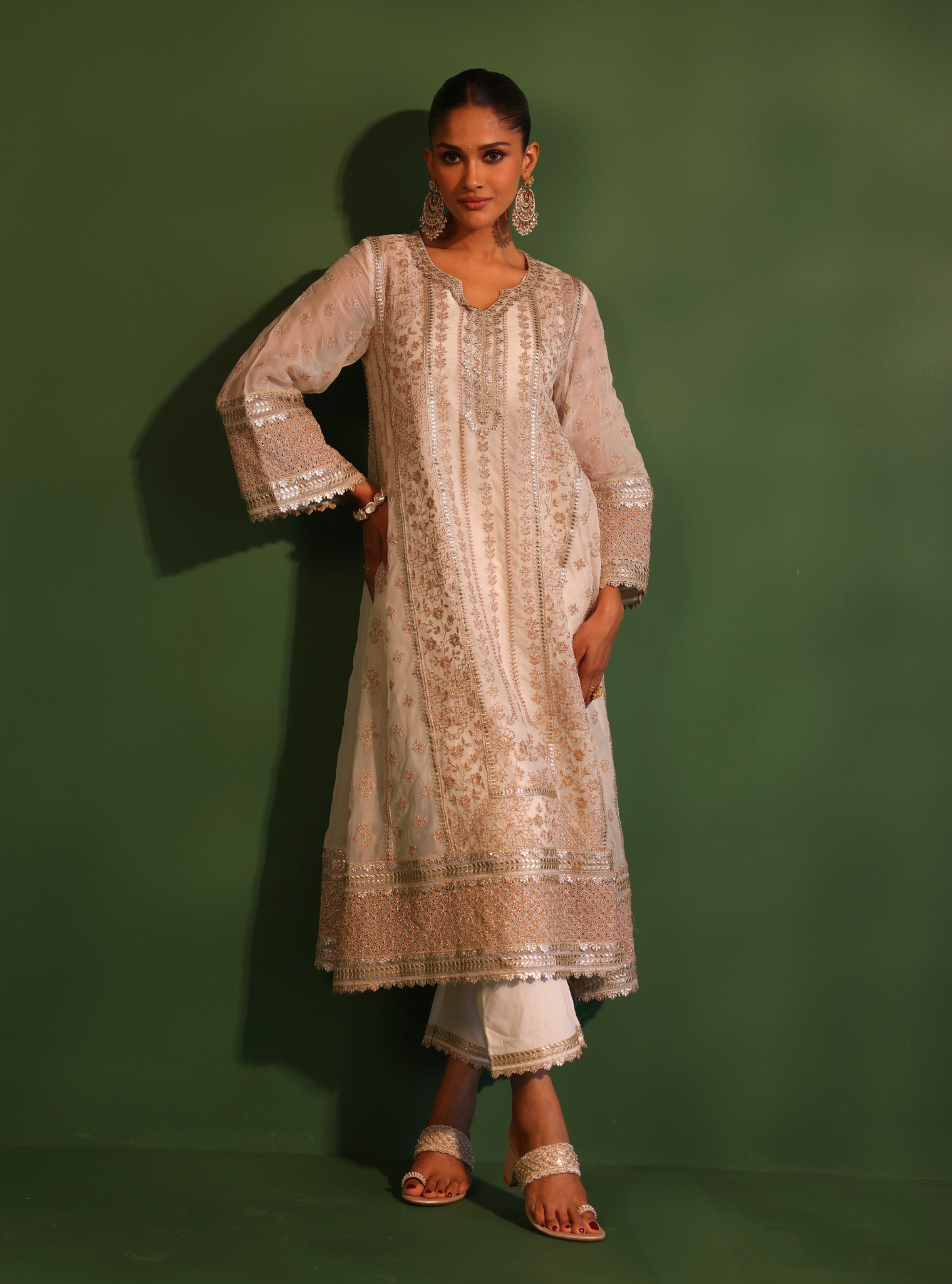 Mulmul Organza Katha Off White Anarkali Kurta With Mulmul Pima Satin Katha Off White Pant