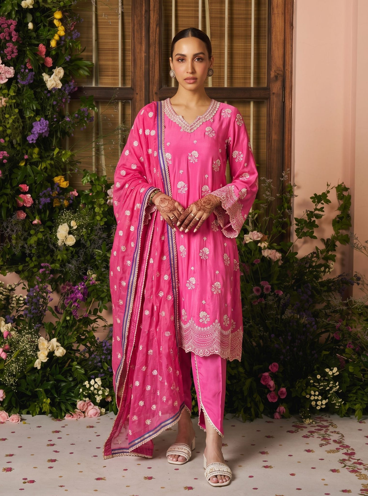 Mehar Crepe Fuschia Kurta Set