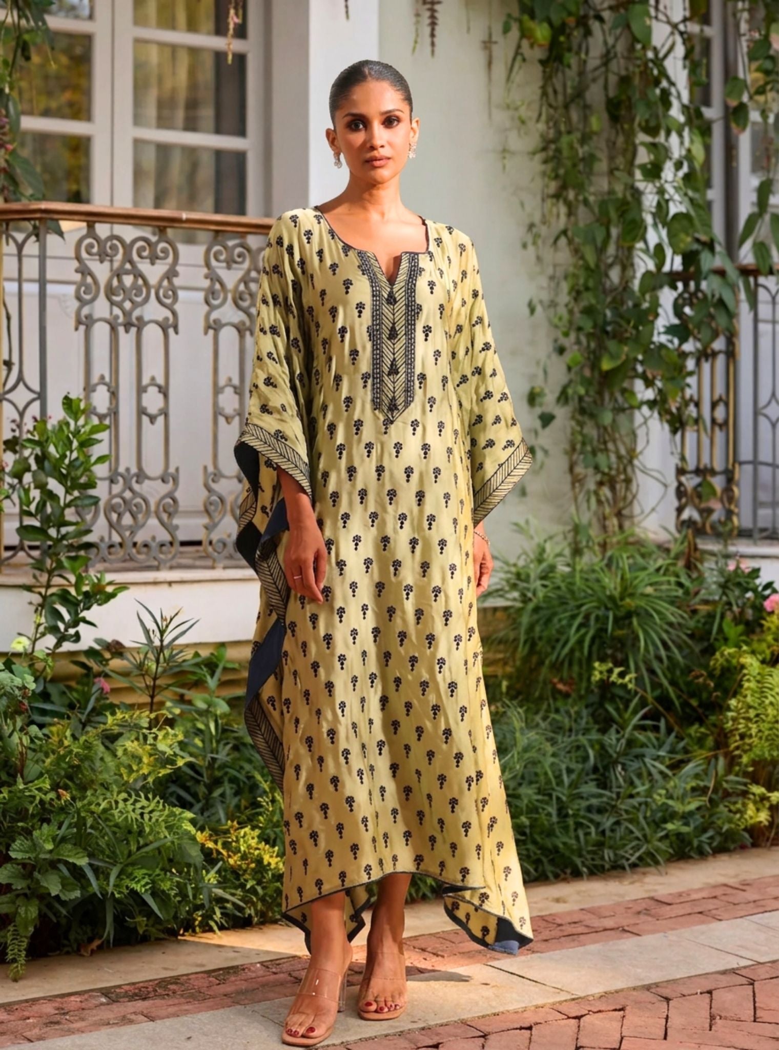 Niti Cupro Satin Green Kaftan