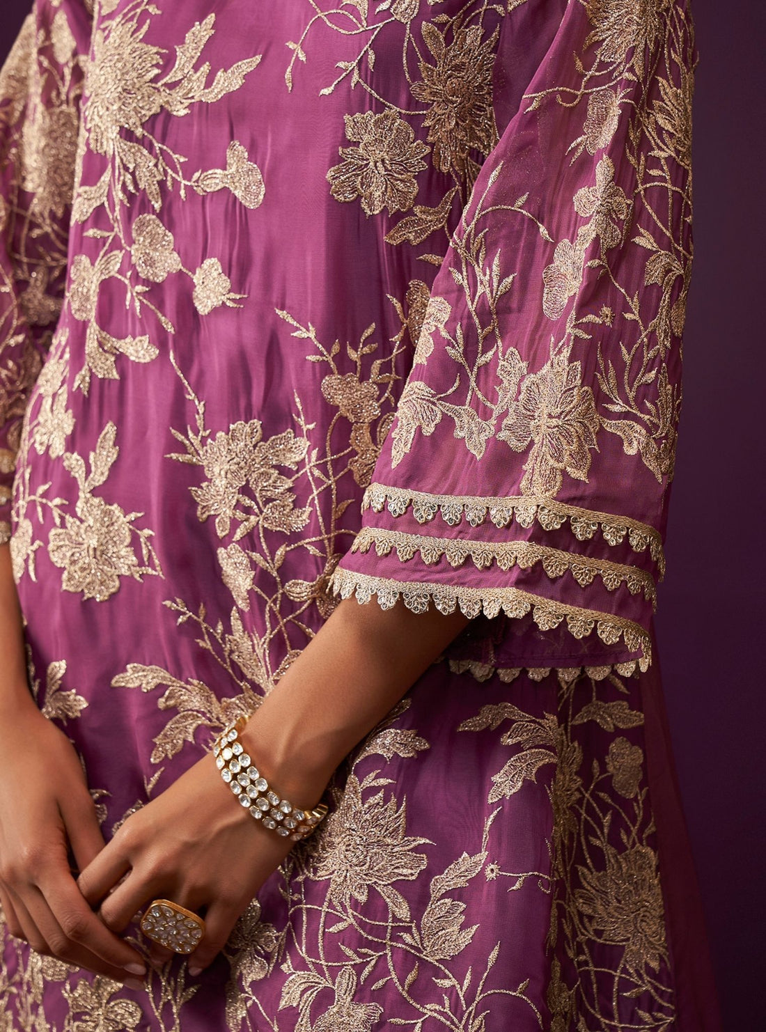 Phae Zora Kurta in Mulmul
